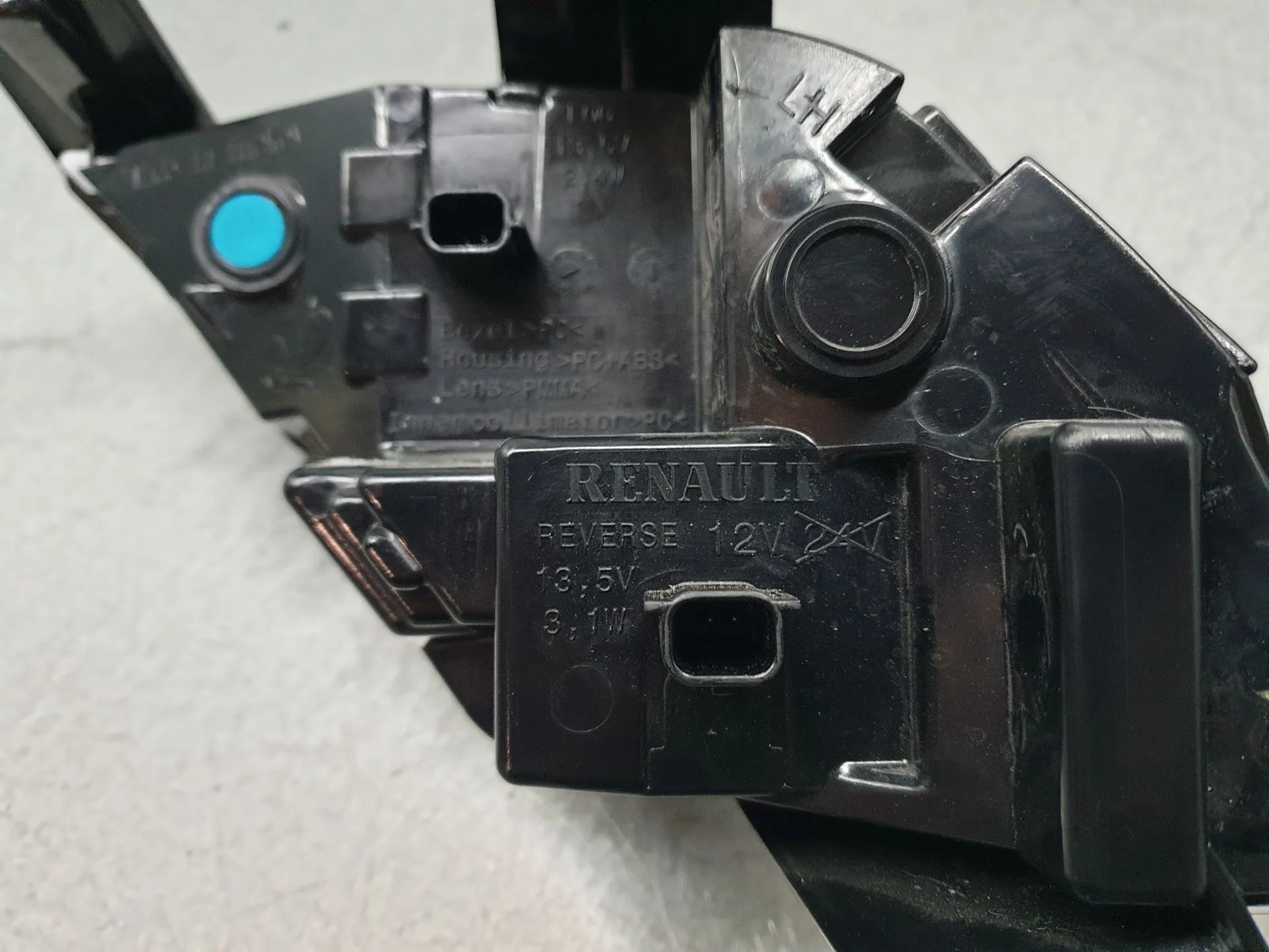 Left rear fog light RENAULT Austral Imagem-4