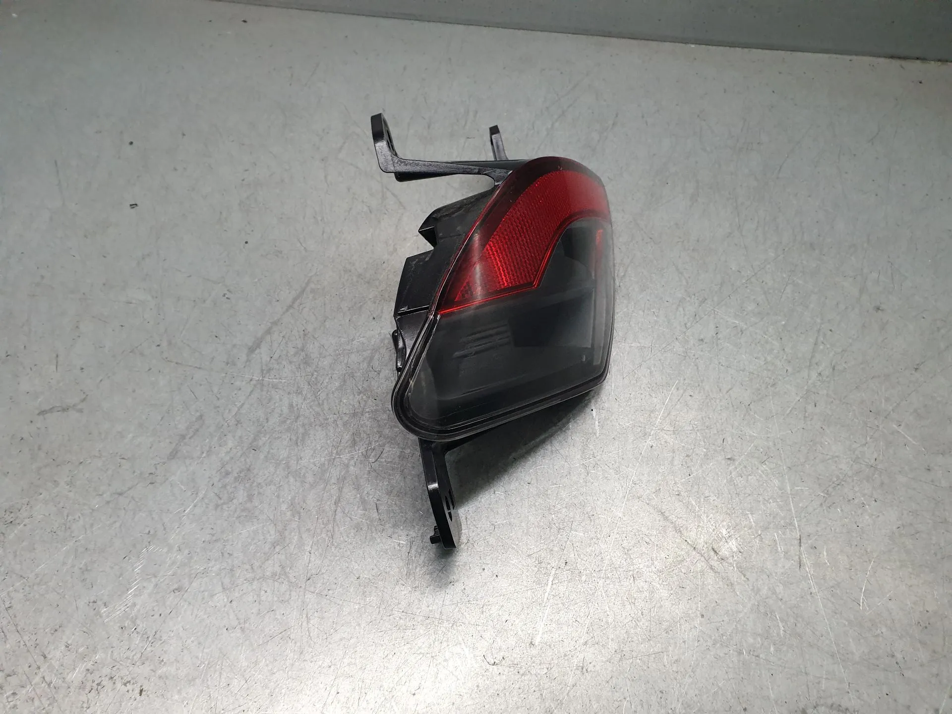 Left rear fog light RENAULT Austral Imagem-2