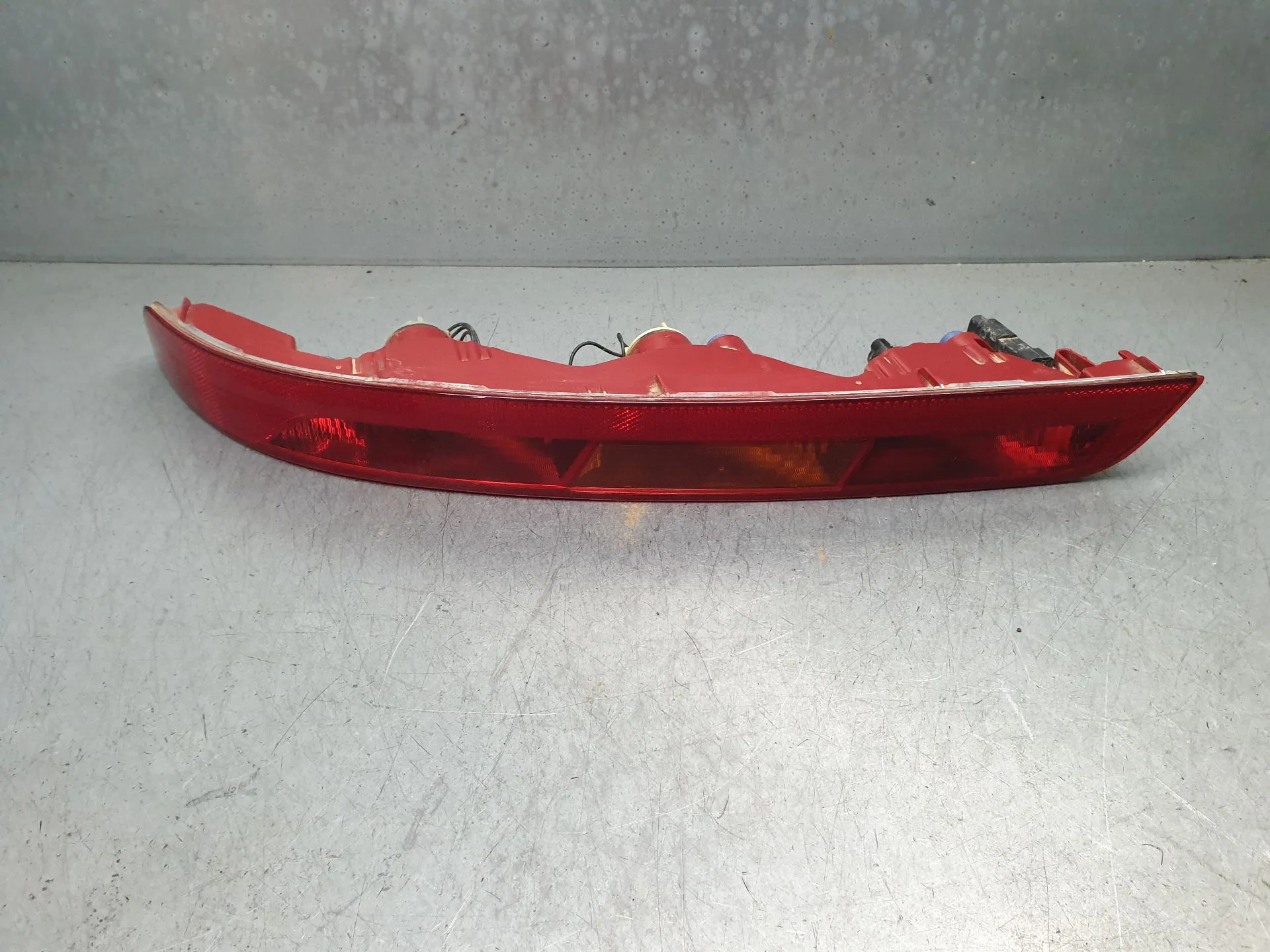 Feu antibrouillard Arrière Gauche DS DS7 Crossback (J_)