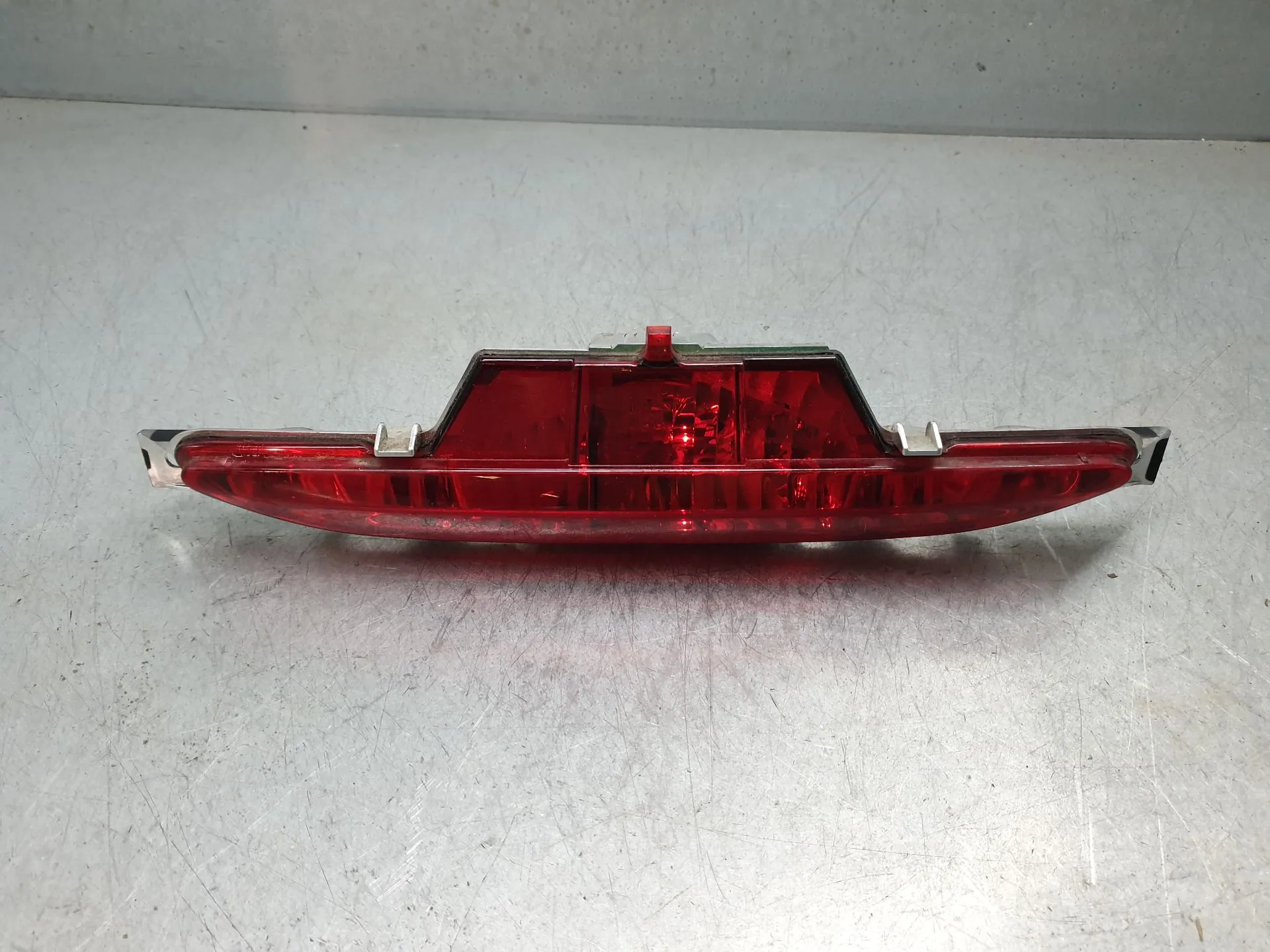 Central fog light PEUGEOT 208 Imagem-3