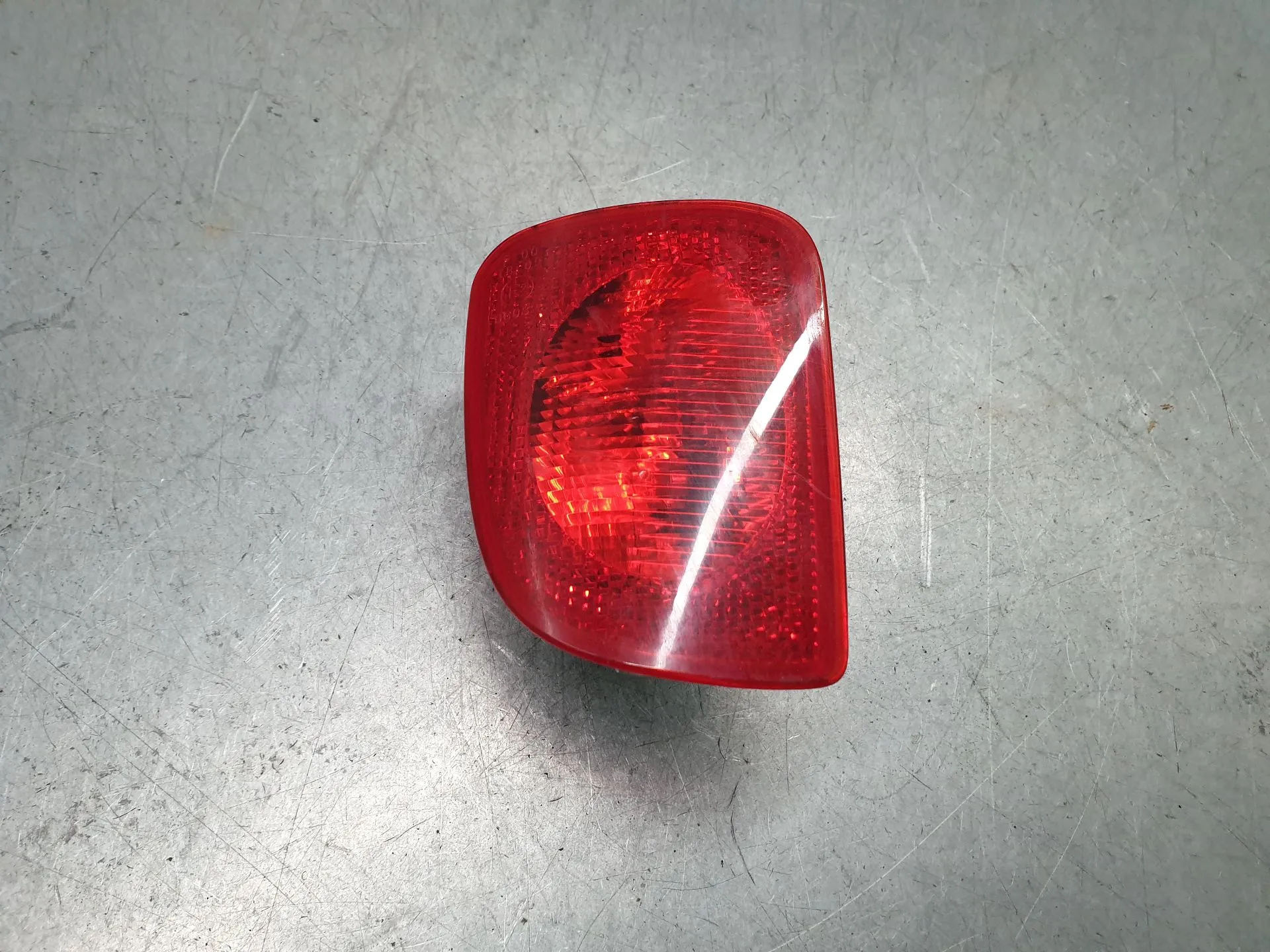 Feu antibrouillard Arrière Gauche RENAULT Kangoo Express (FW0/1_)