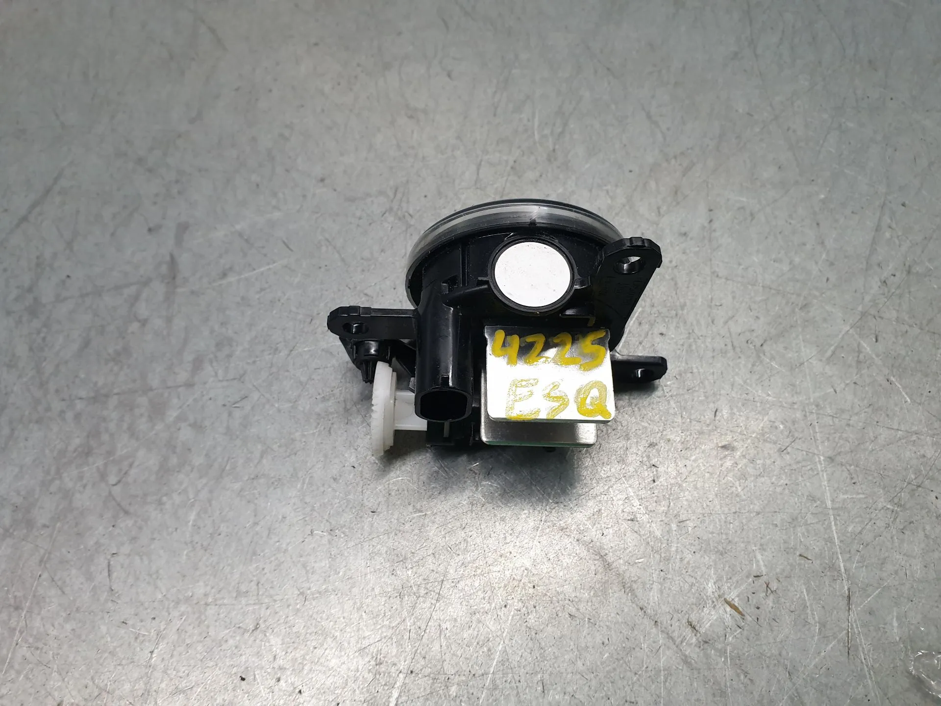 Left front fog light CITROËN Berlingo (K9) Imagem-4