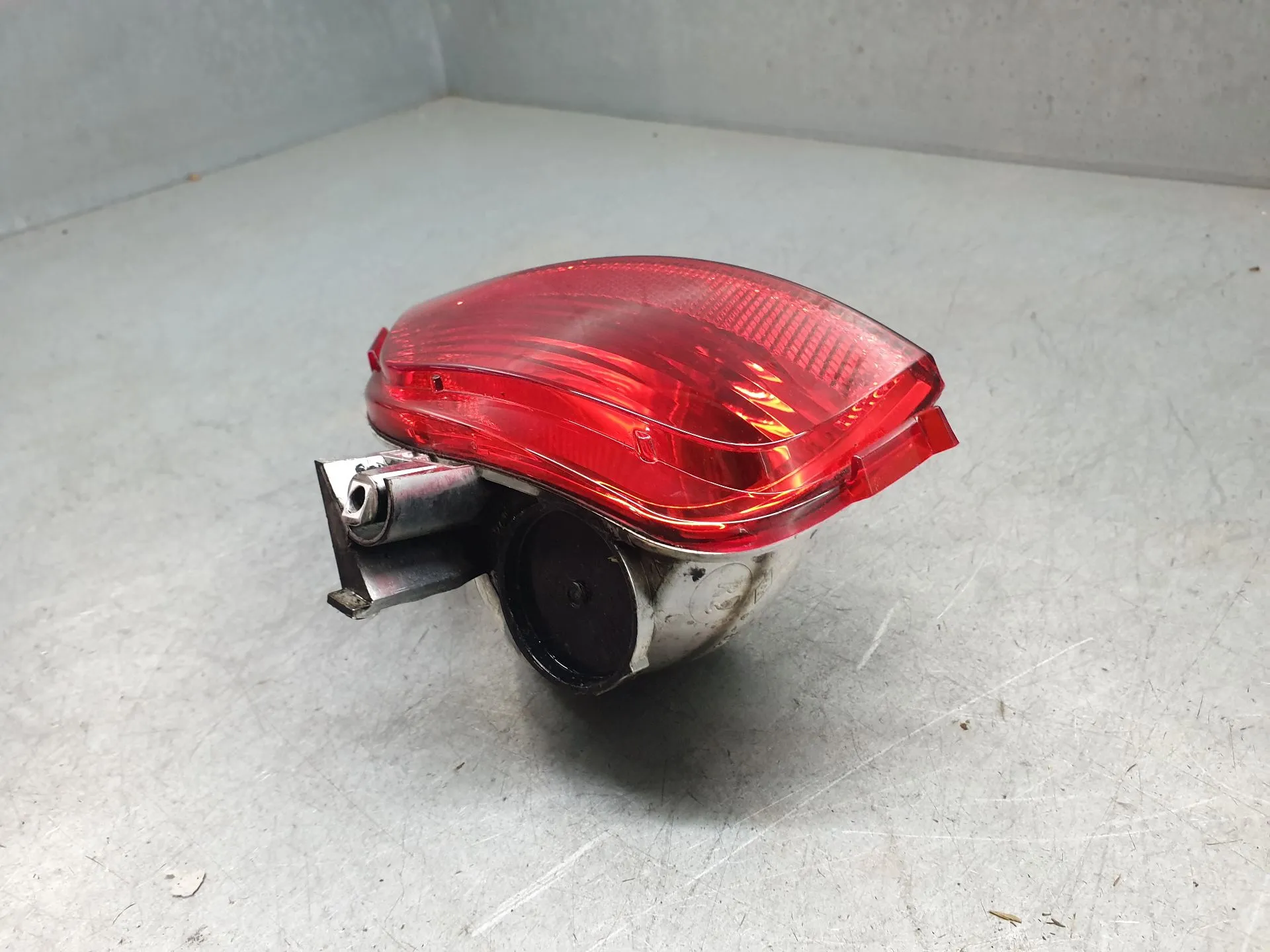Right rear fog light DACIA Sandero III Imagem-1