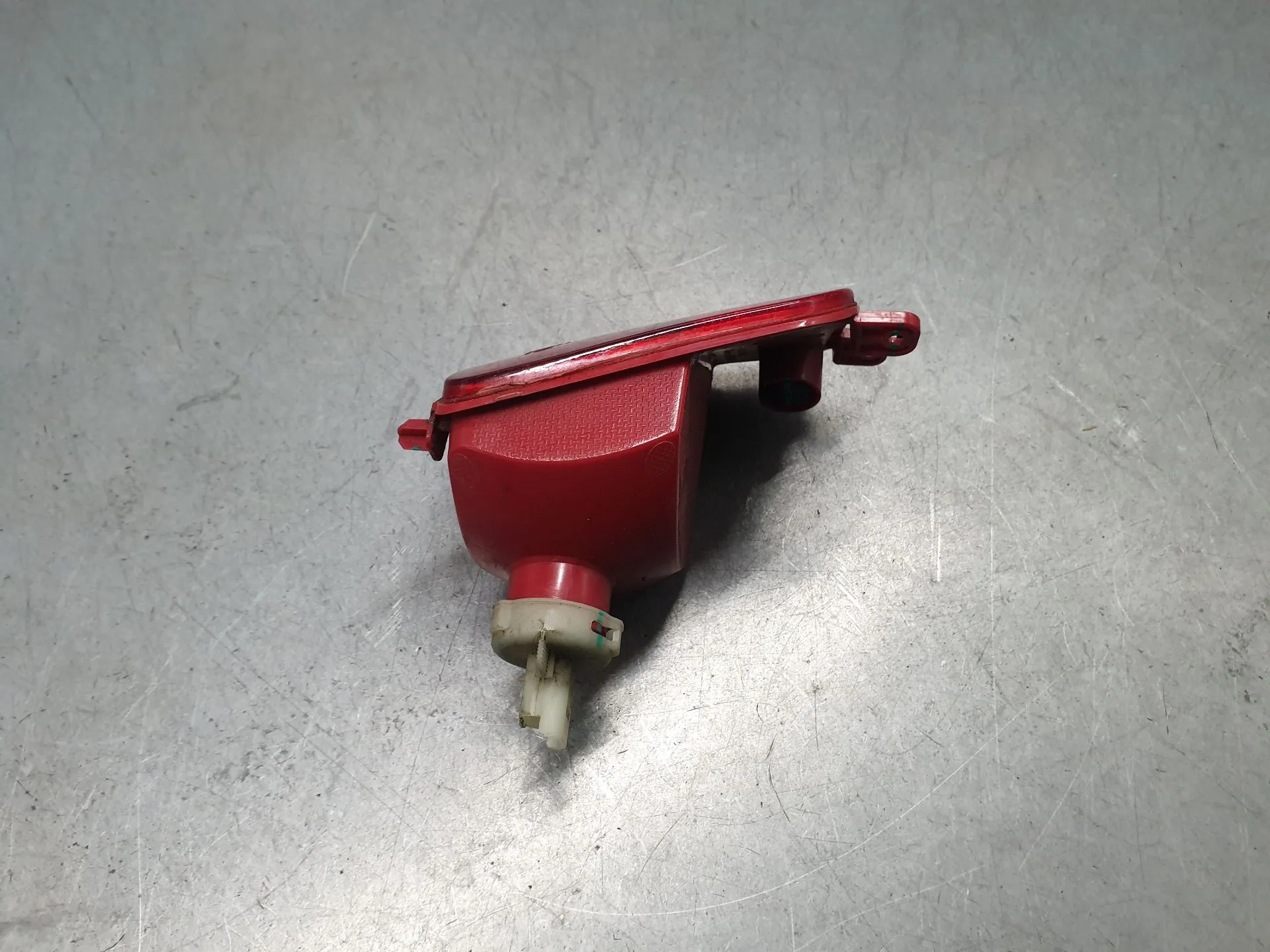 Right rear fog light PEUGEOT 3008 II (M_) Imagem-1