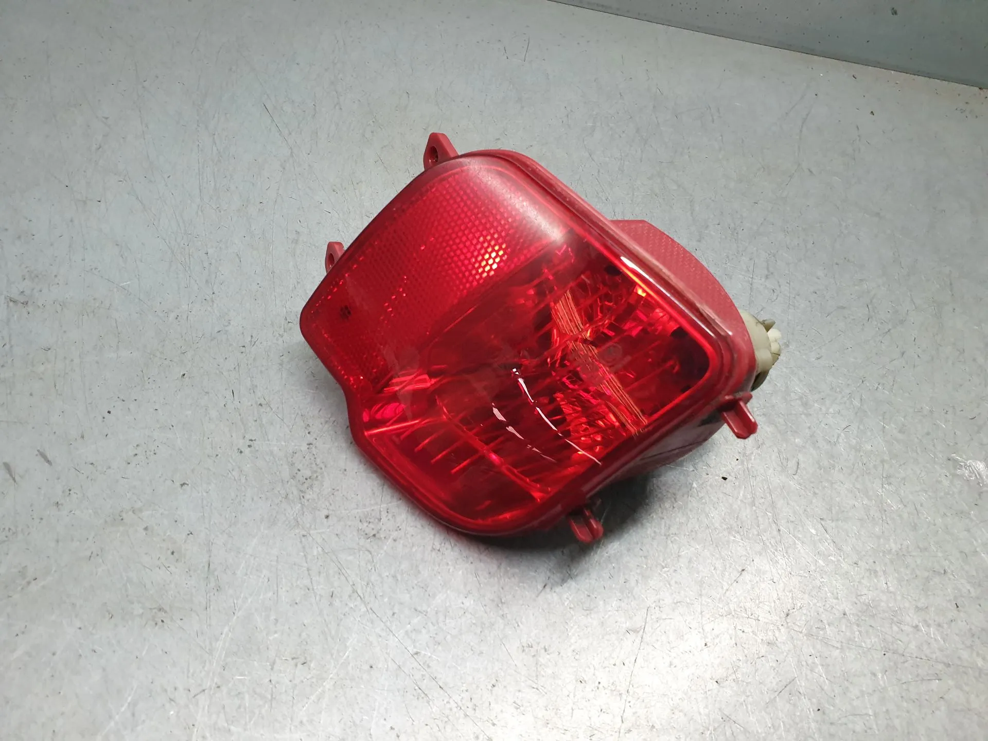 Right rear fog light PEUGEOT 3008 II (M_) Imagem-4