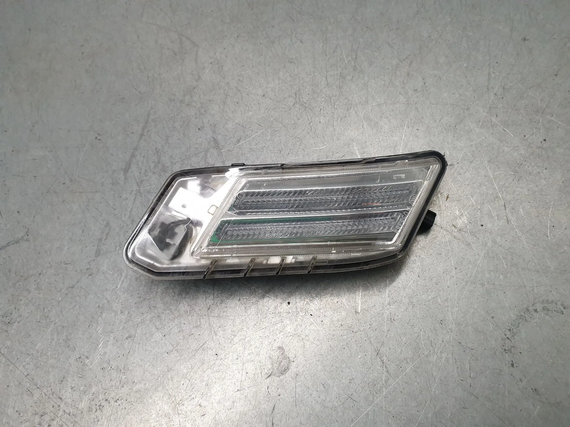 Lumière diurne Droite VOLVO XC60 I (156)