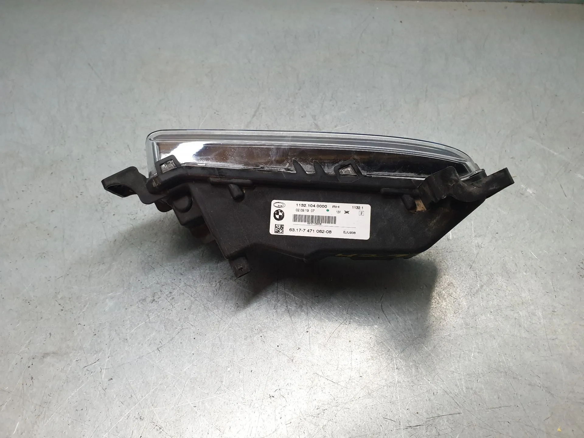 Feu antibrouillard Avant Droite BMW 1 (F40) Imagem-4