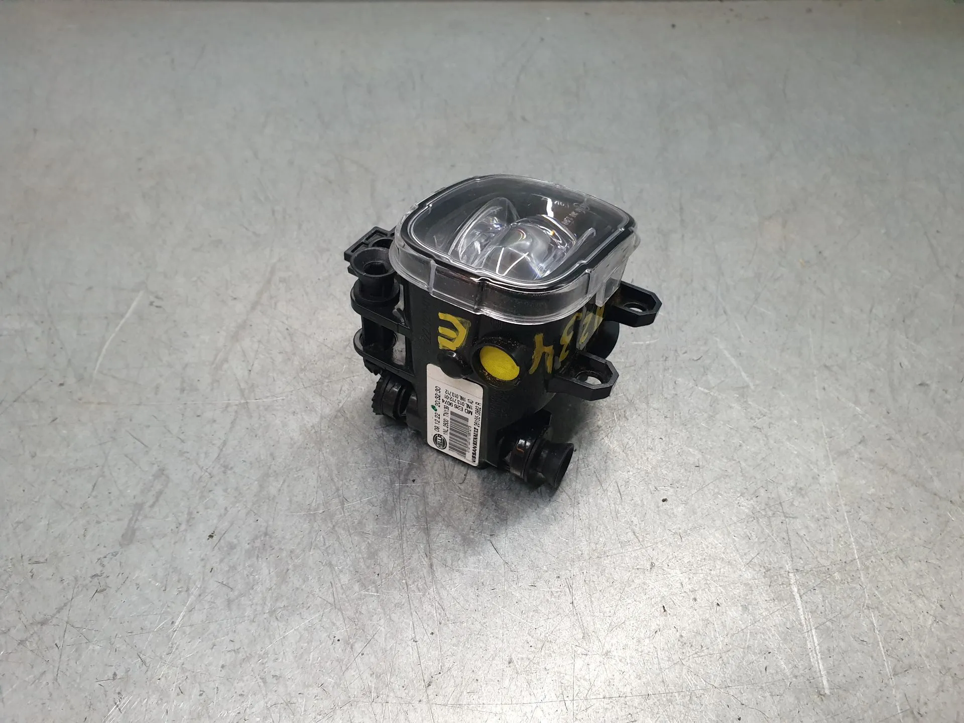 Left front fog light RENAULT Megane IV Grandtour (K9A/M_) Imagem-1