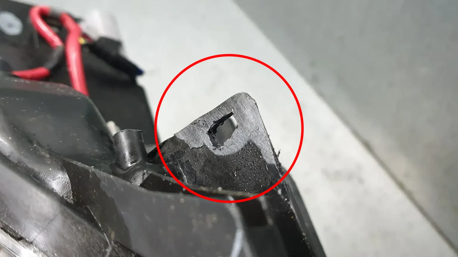 Right Headlight TOYOTA Yaris (_P13_) Imagem-13