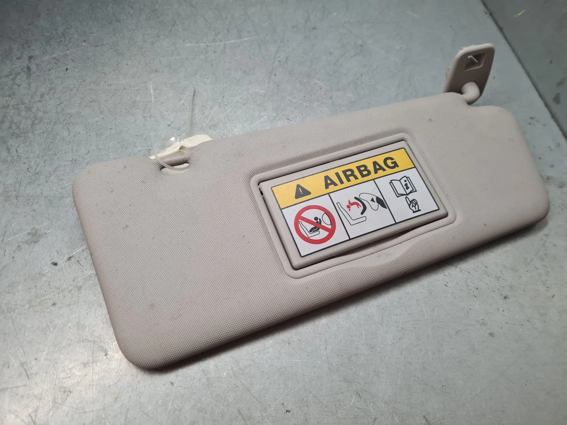 Pála de sol direita RENAULT Clio IV (BH_) Imagem-1