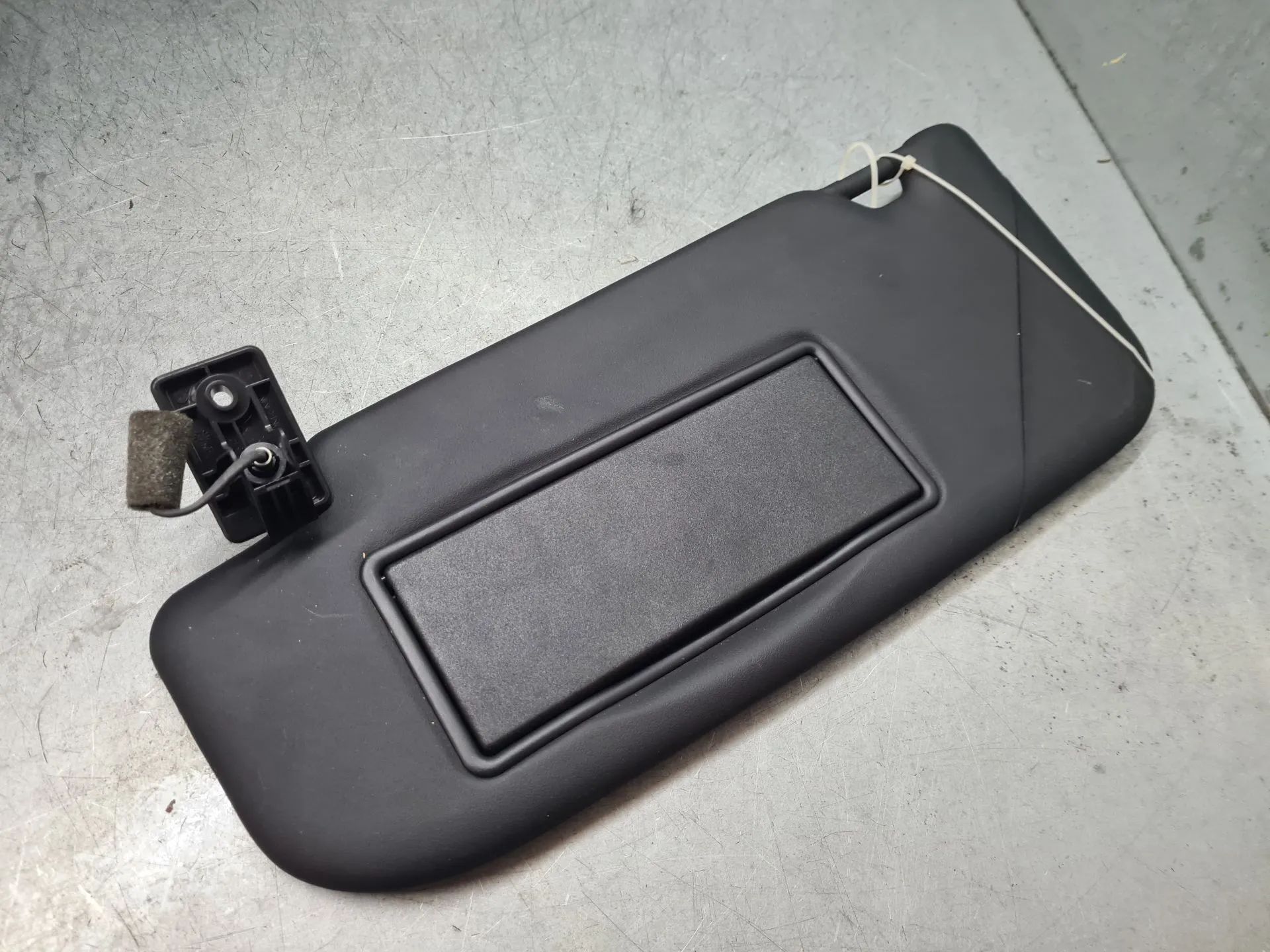 Pála de sol esquerda NISSAN Qashqai II (J11)