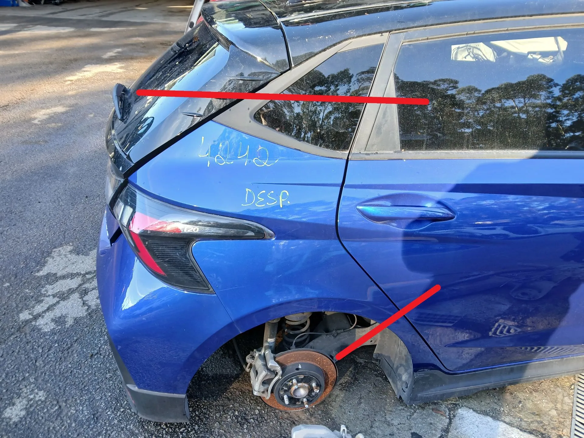 Painel trás direito HYUNDAI i20 (BC3, BI3)