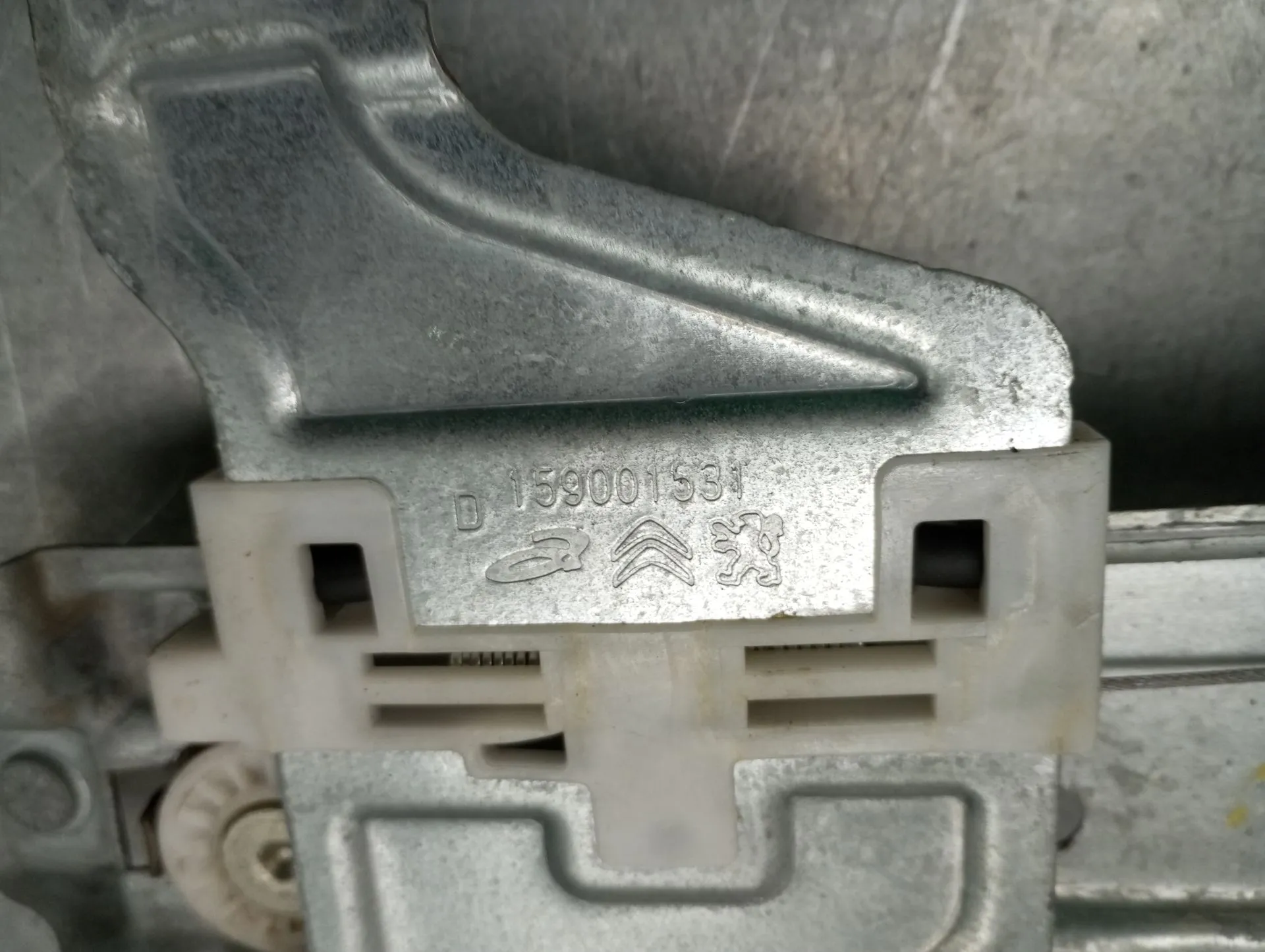 Elevador vidros trás direito CITROËN C3 III (SX) Imagem-1