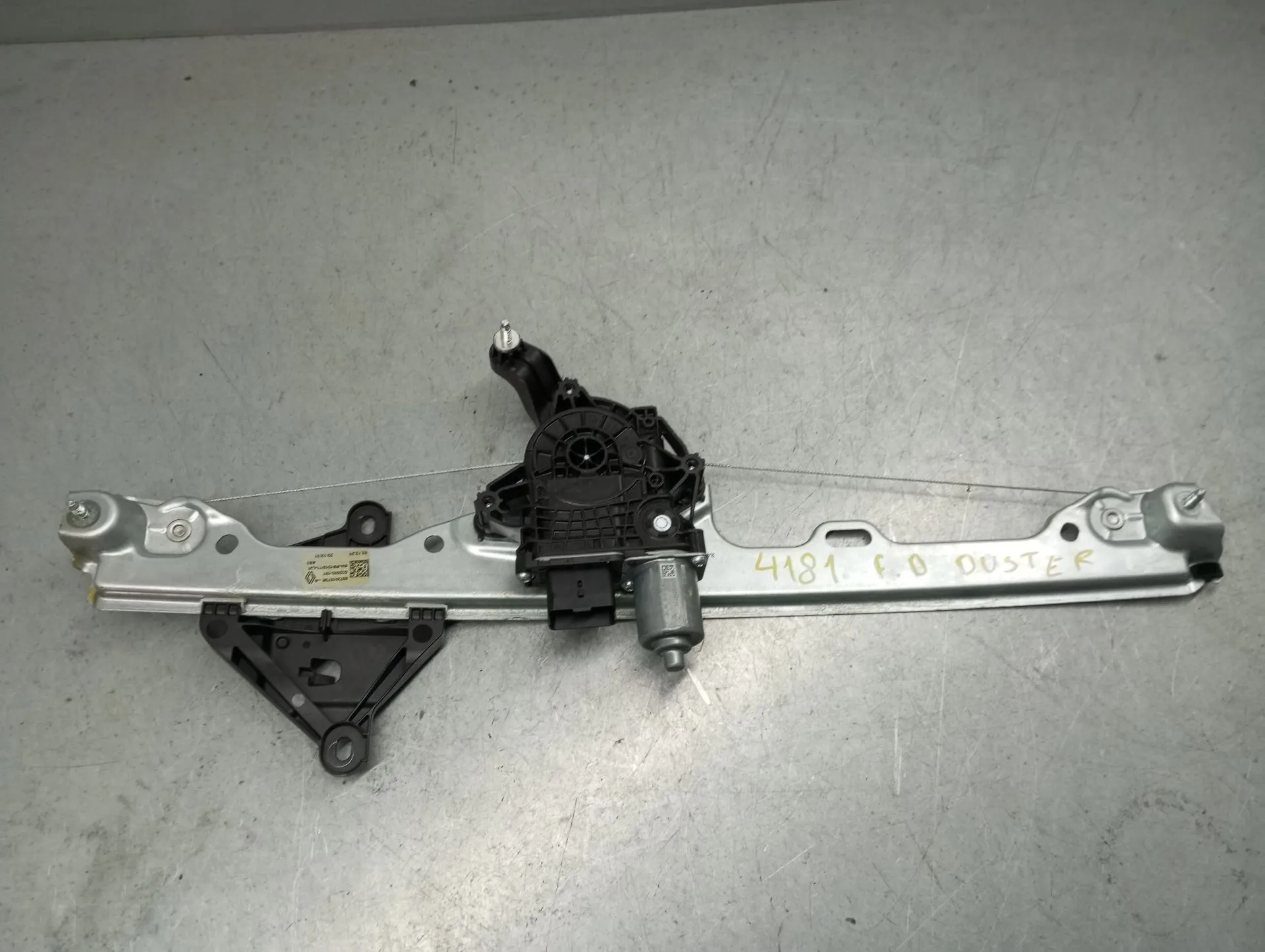 Elevador vidros frente direito DACIA Duster III (P1310)