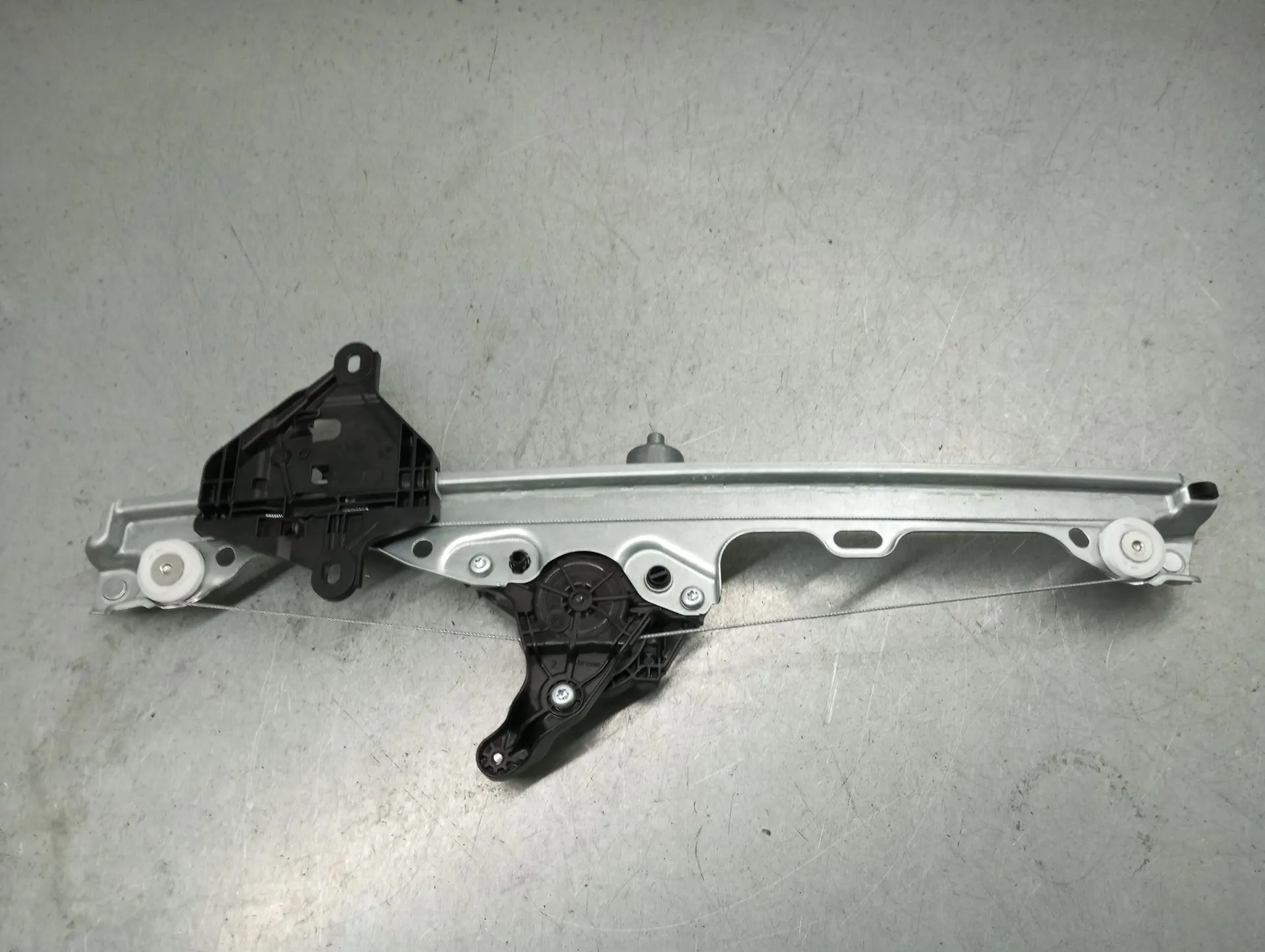 Elevador vidros frente direito DACIA Duster III (P1310) Imagem-3