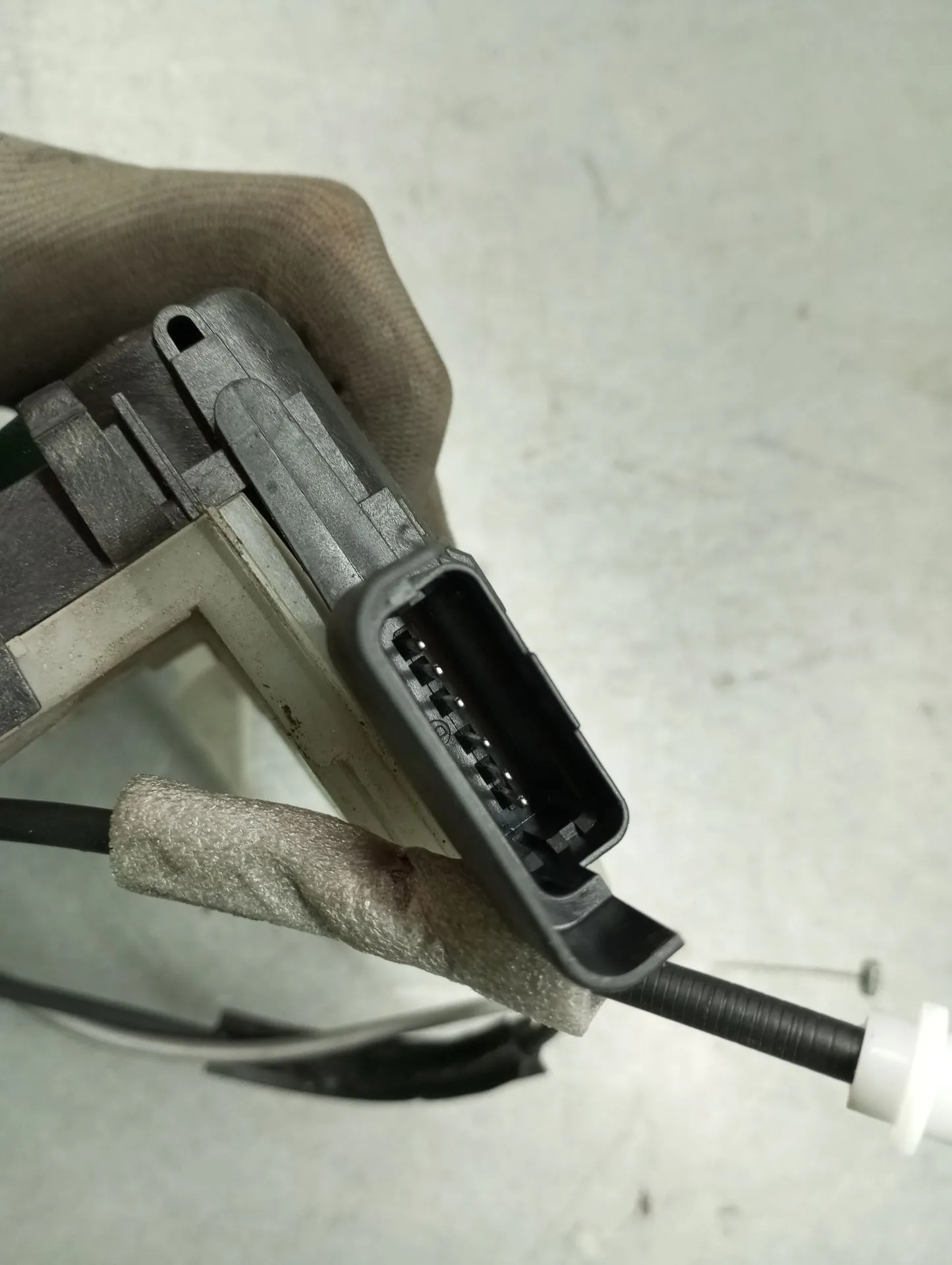 Fechadura / fecho porta frente esquerdo CITROËN C4 Cactus Imagem-2