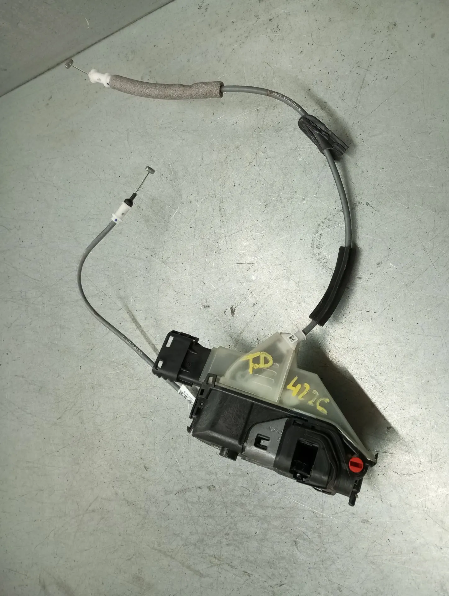 Fechadura / fecho porta trás direito PEUGEOT 2008 II (U_)