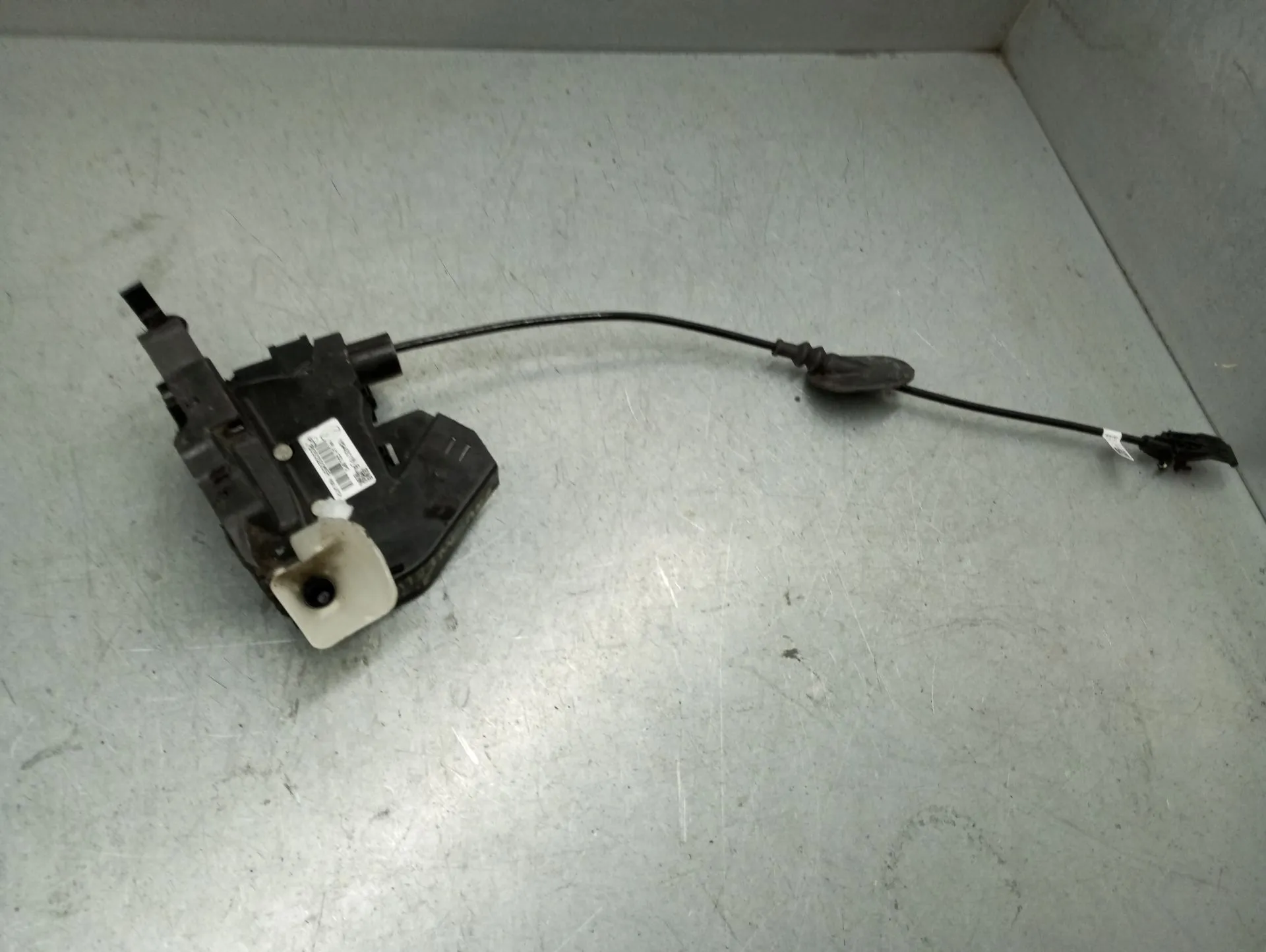 Fechadura / fecho porta frente esquerdo RENAULT Megane IV (B9A/M_)