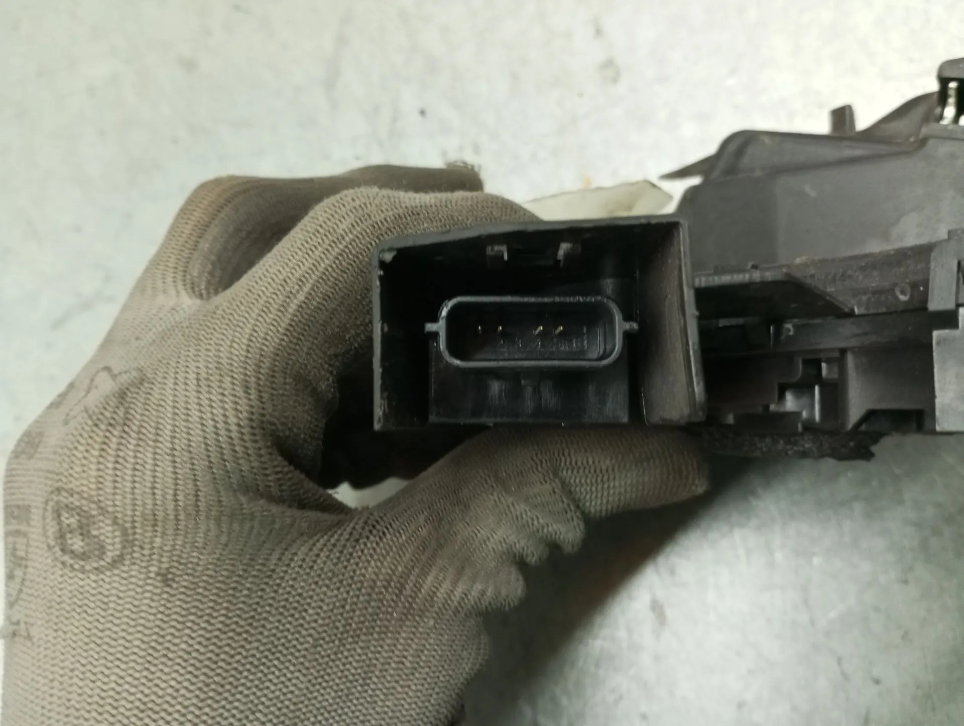 Fechadura / fecho porta frente esquerdo RENAULT Megane IV (B9A/M_) Imagem-3