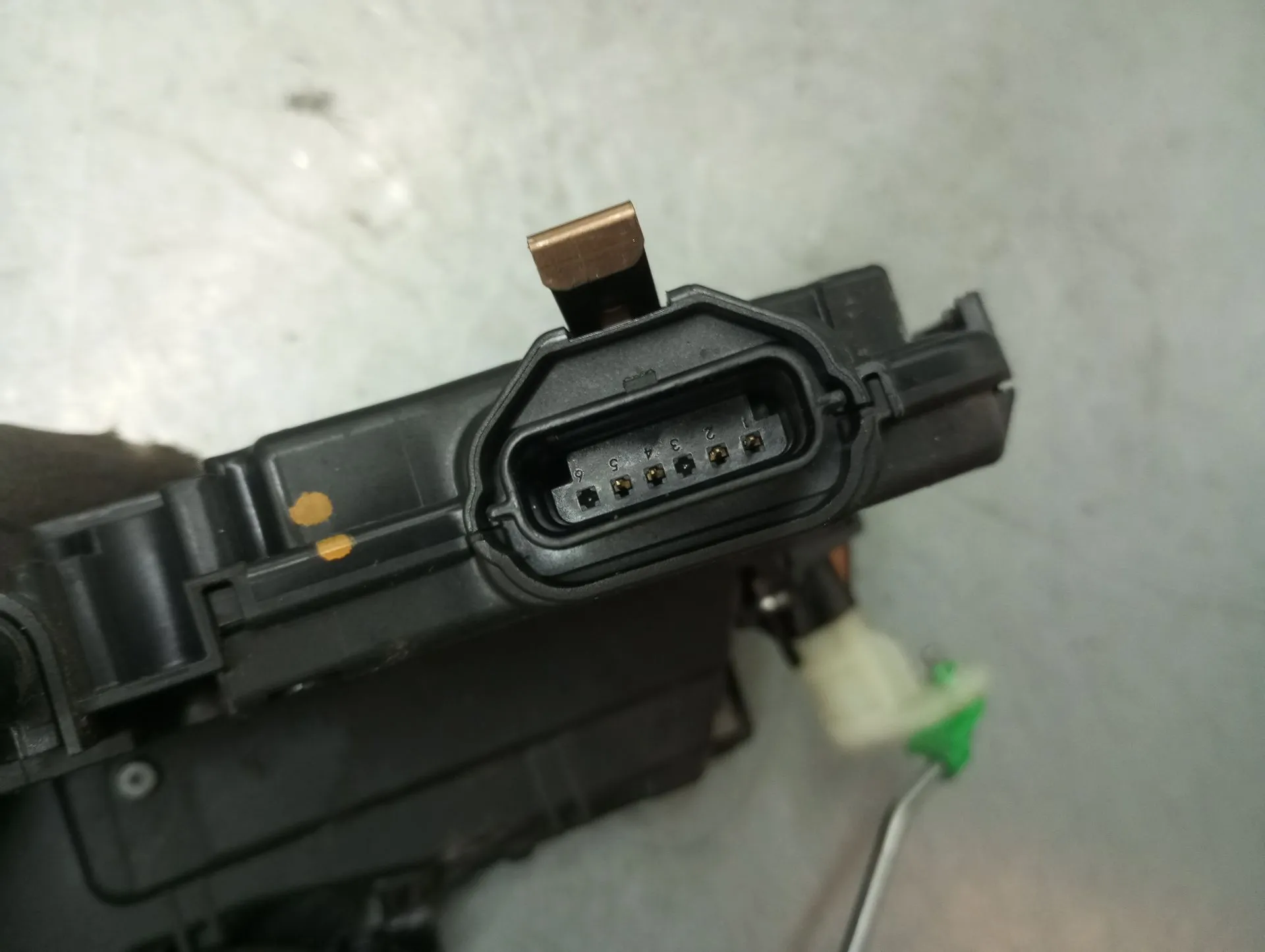 Fechadura / fecho porta frente esquerdo RENAULT Zoe (BFM_) Imagem-1