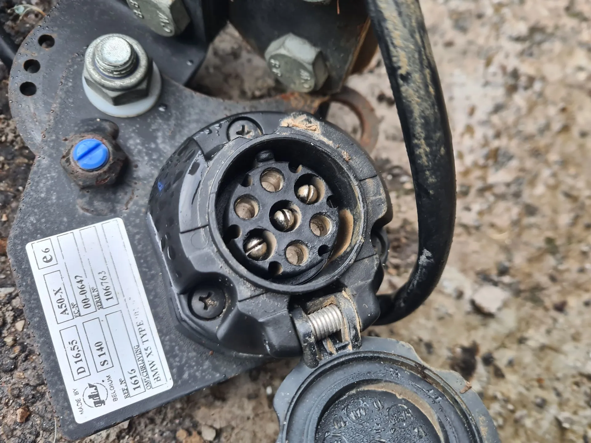 Gancio di traino BMW X5 (E70) Imagem-1