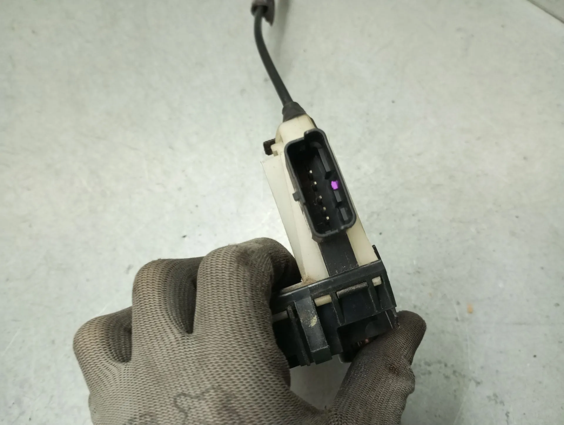 Fechadura / fecho porta frente direito PEUGEOT 2008 I (CU_) Imagem-2