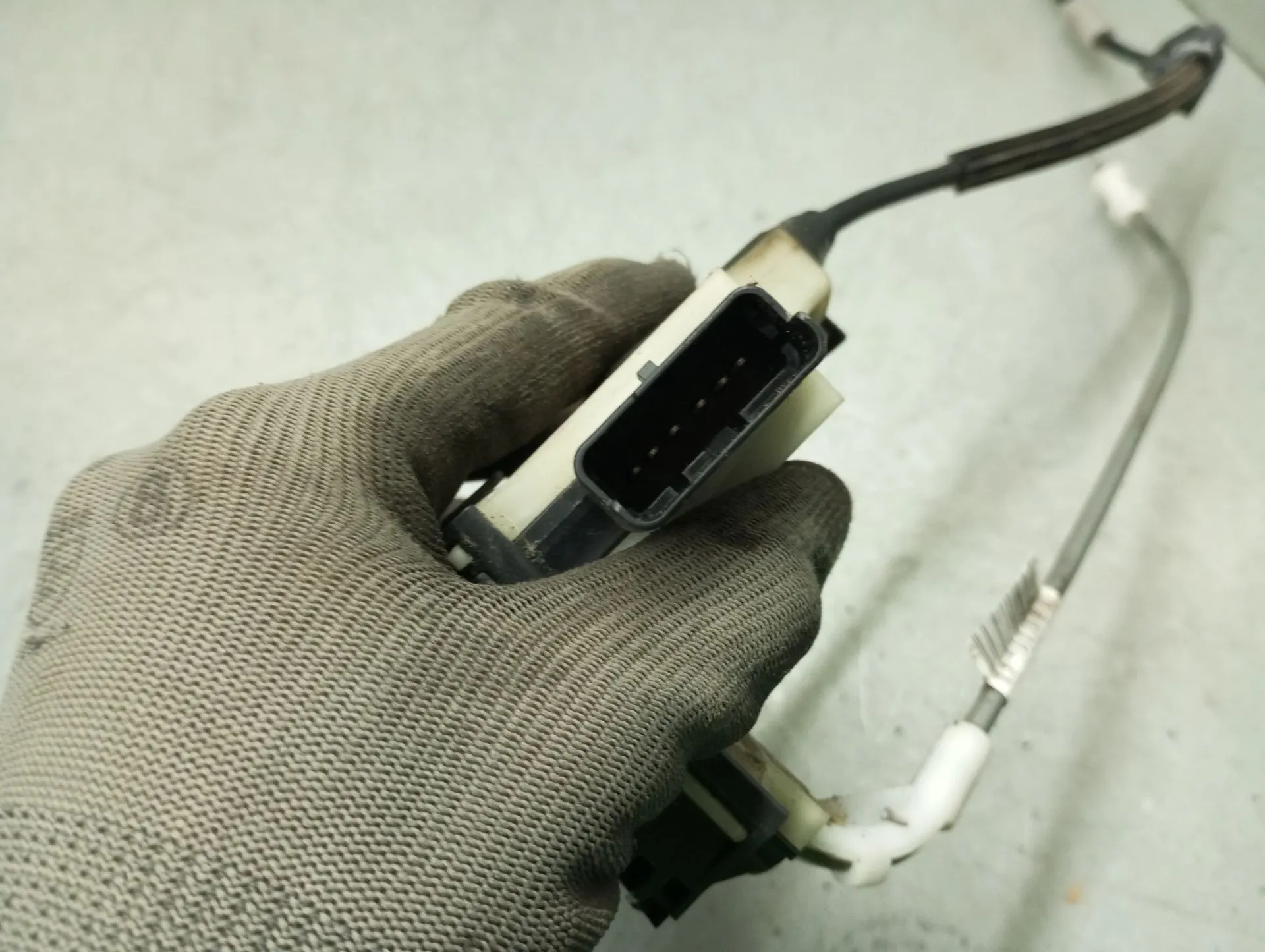 Fechadura / fecho porta frente esquerdo CITROËN DS5 (KF_) Imagem-1