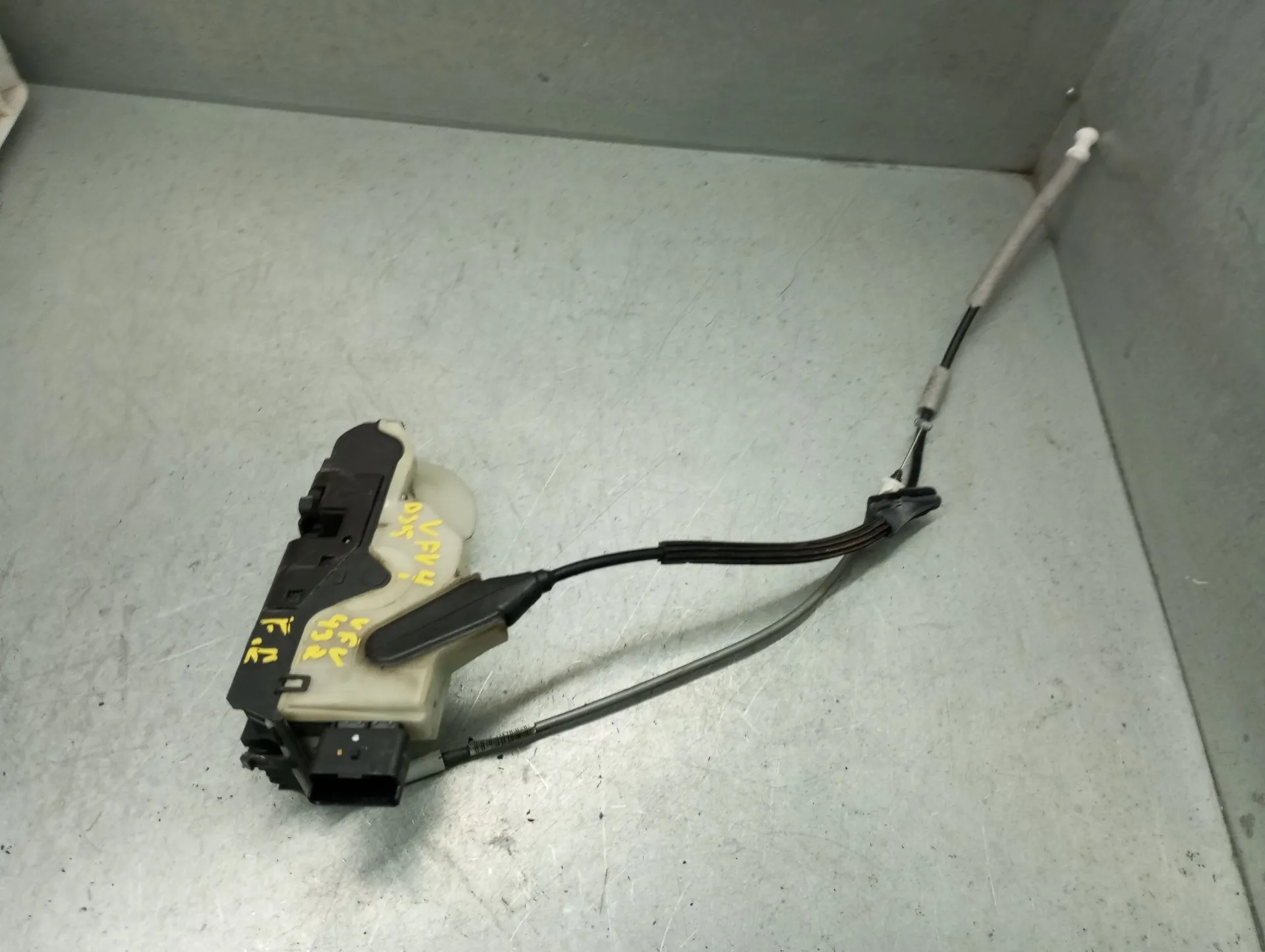 Fechadura / fecho porta frente esquerdo CITROËN DS5 (KF_)