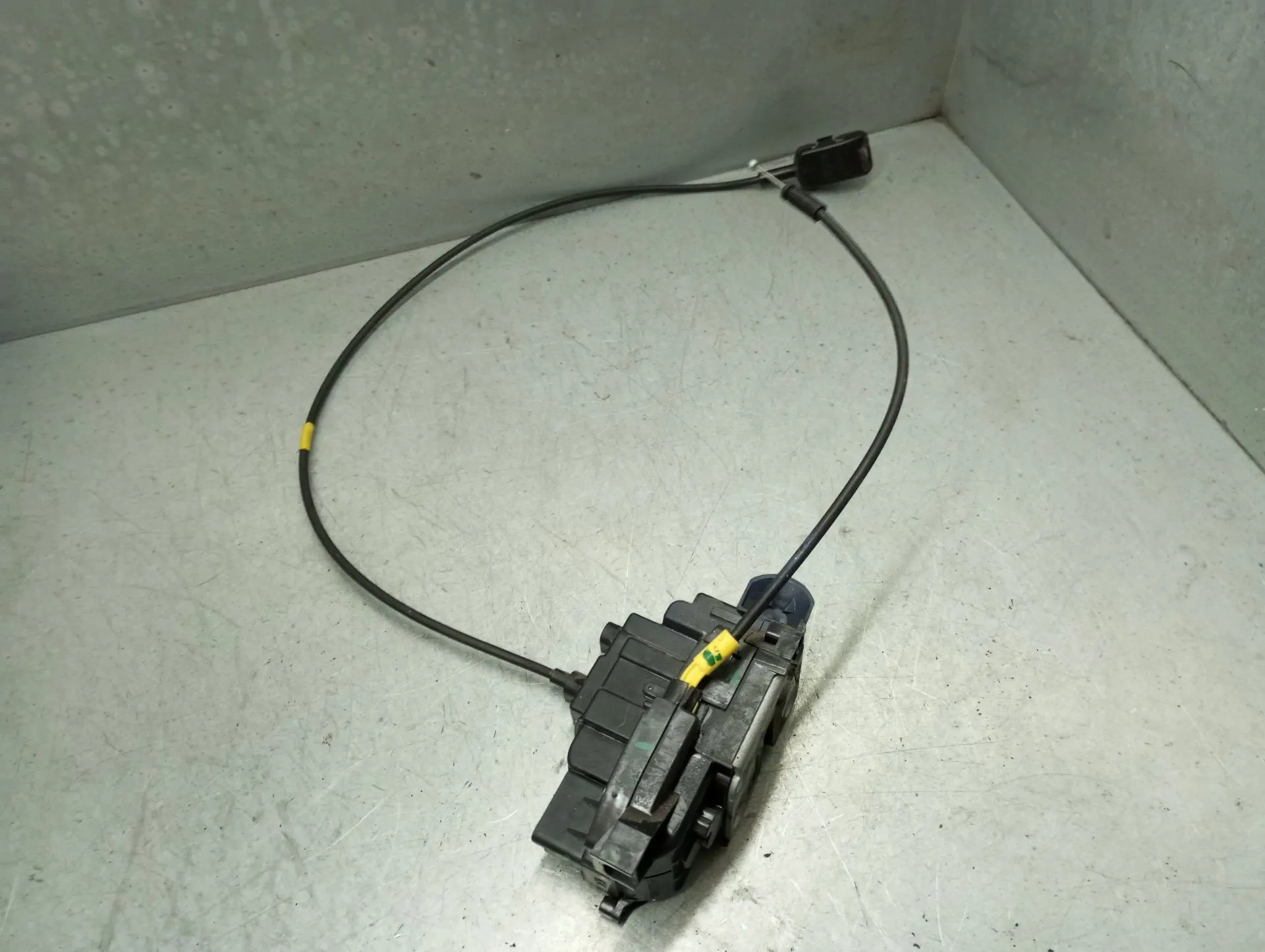 Fechadura / fecho porta frente esquerdo RENAULT Kangoo Express (FW0/1_)