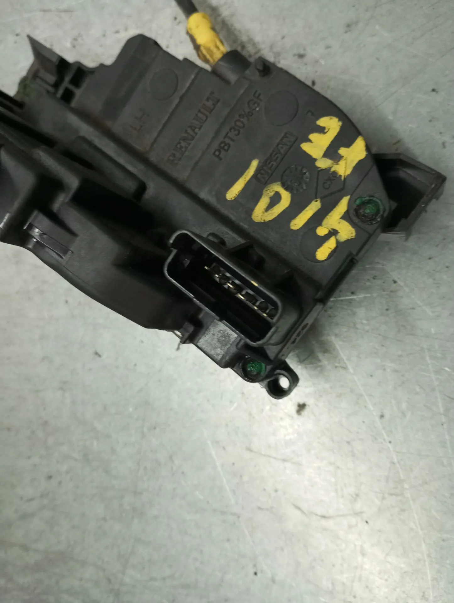 Fechadura / fecho porta frente esquerdo RENAULT Kangoo Express (FW0/1_) Imagem-2