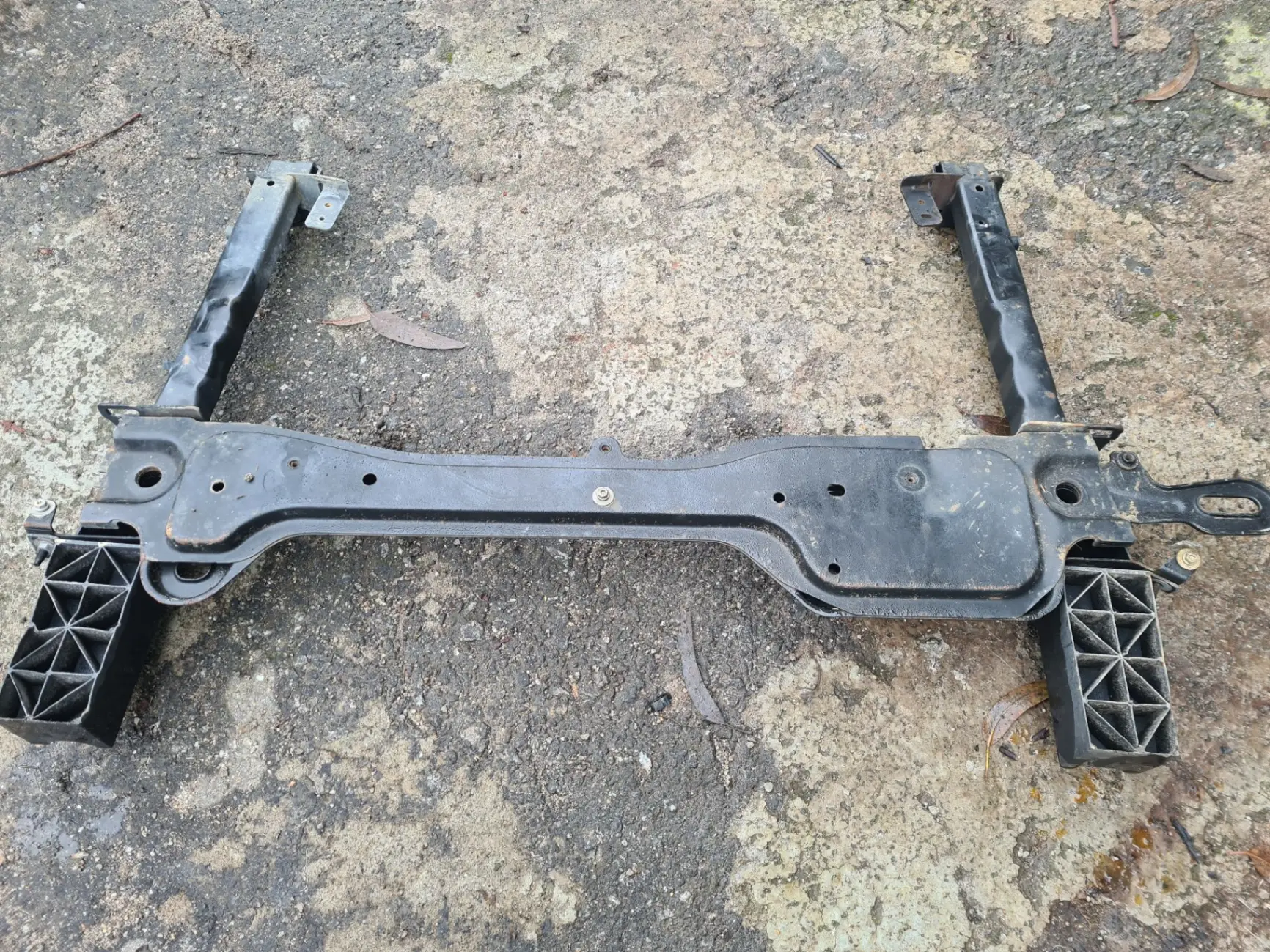 Travessa dos radiadores RENAULT Megane IV (B9A/M_) Imagem-1