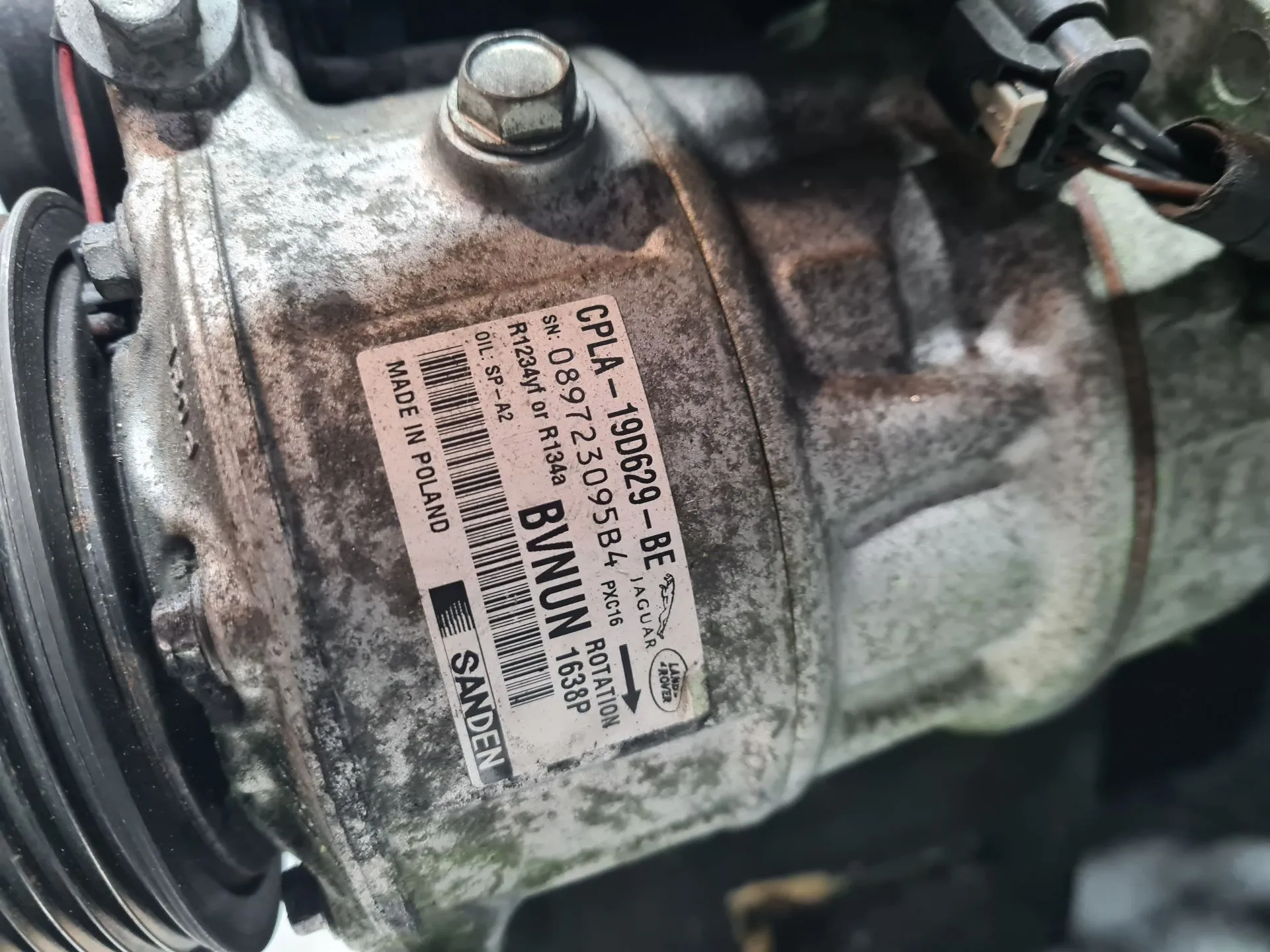 AC compressor LAND ROVER Range Rover Evoque (L538) Imagem-1