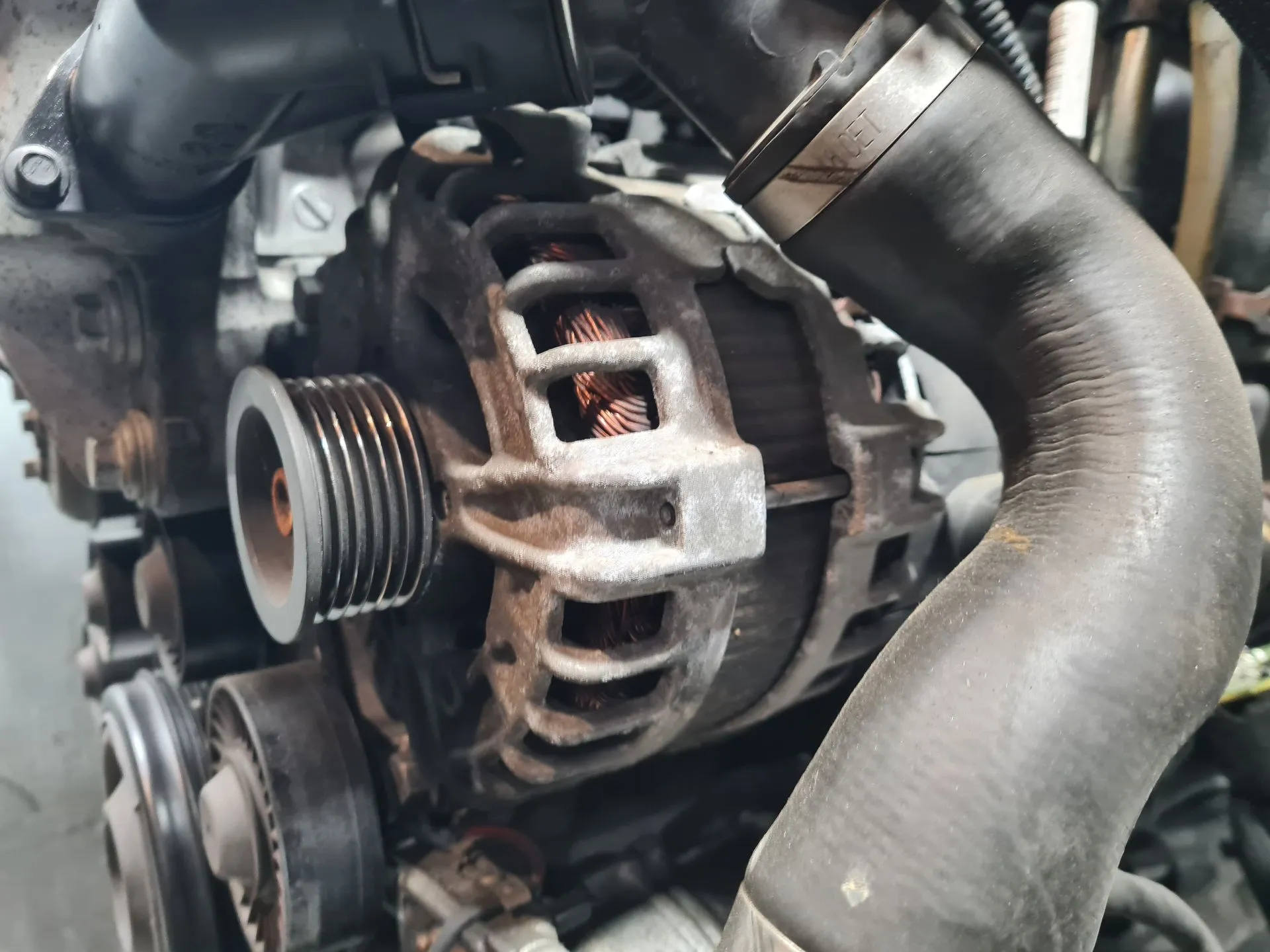 Alternador LAND ROVER Range Rover Evoque (L538)