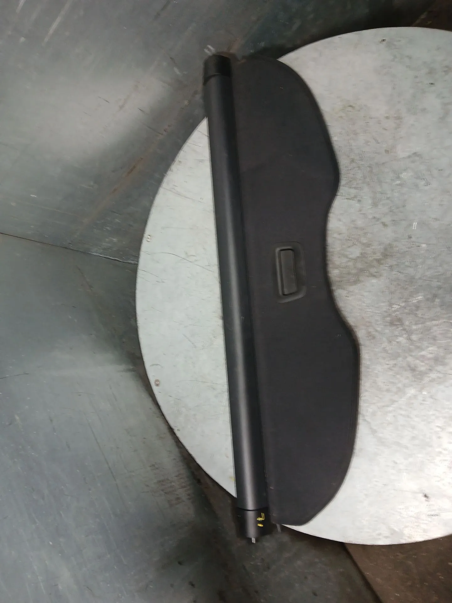 Rear Parcel shelf / trunk cover RENAULT Kadjar 