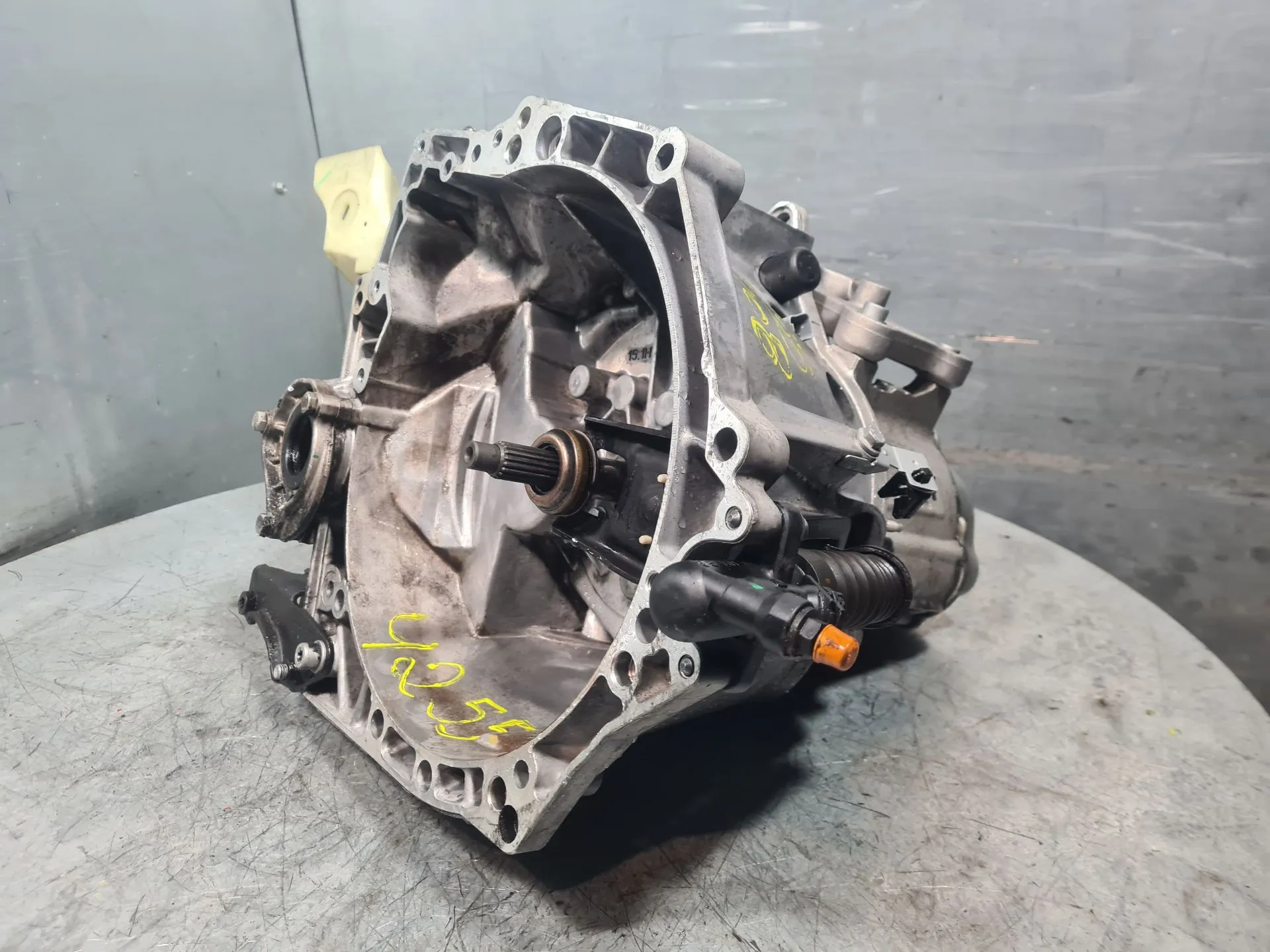 Boîte de vitesses manuelle PEUGEOT 208 Imagem-1