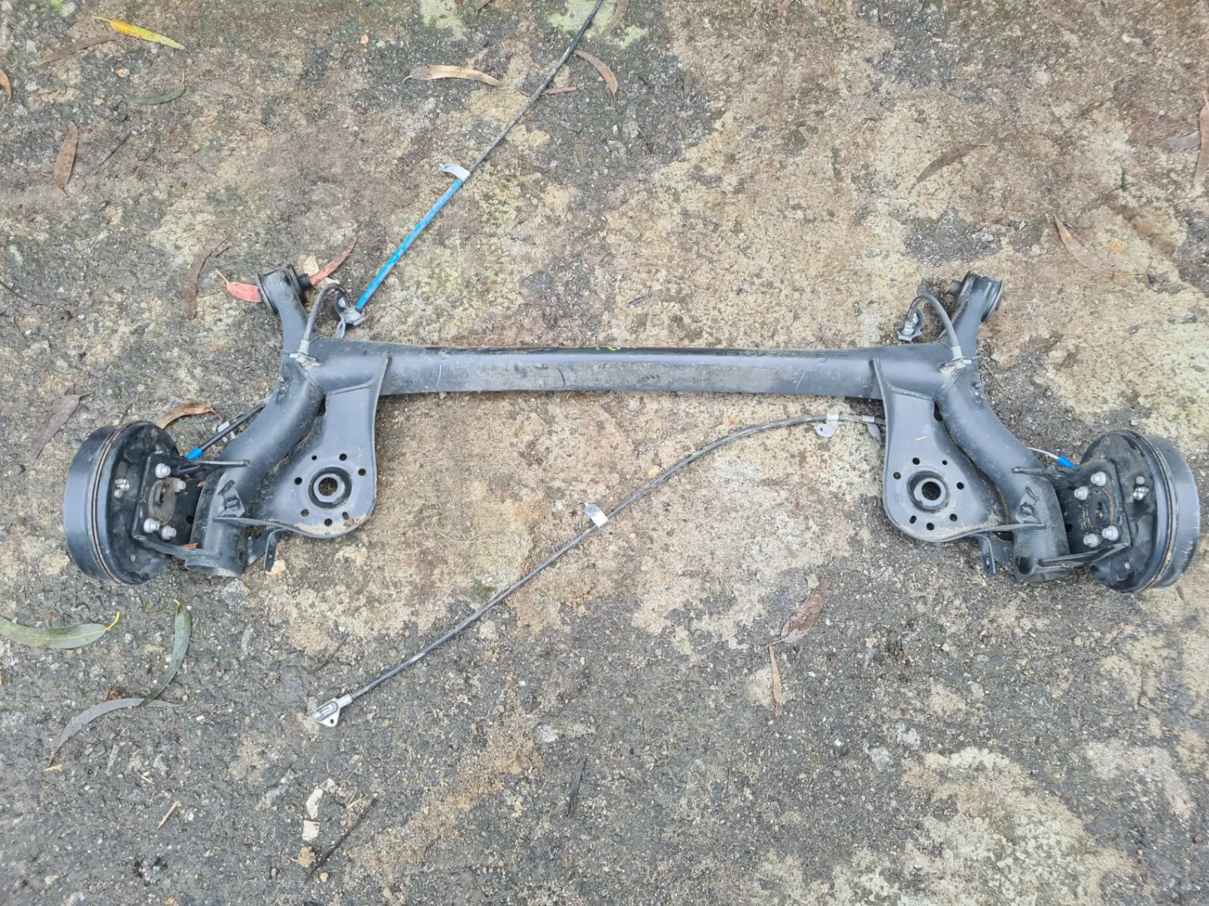 Eje trasero con tambor PEUGEOT 108