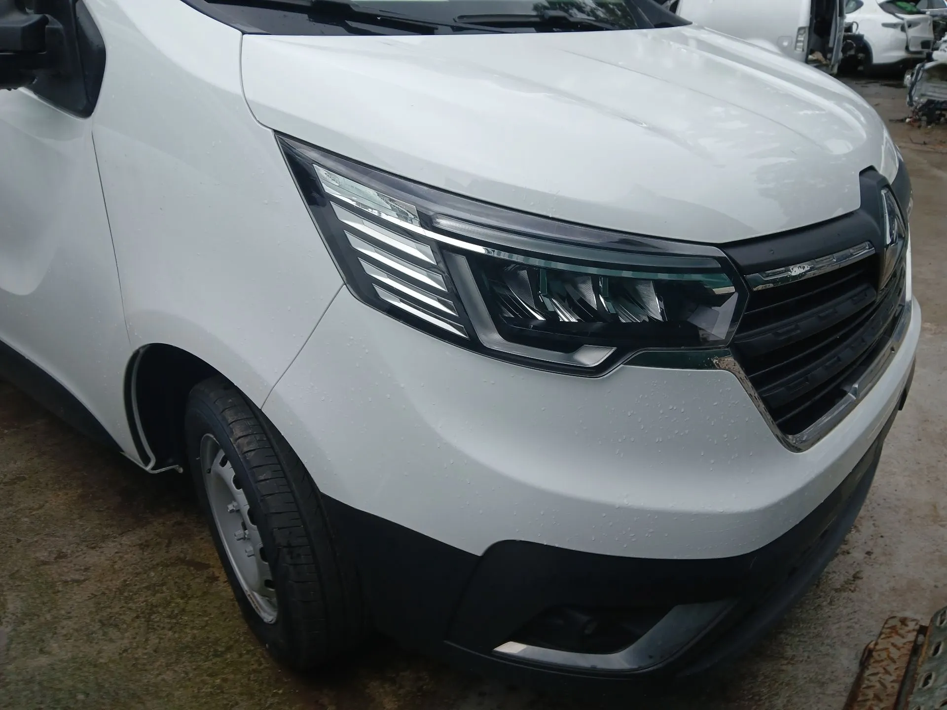 Frente Completa RENAULT Trafic III (FG_) Imagem-6