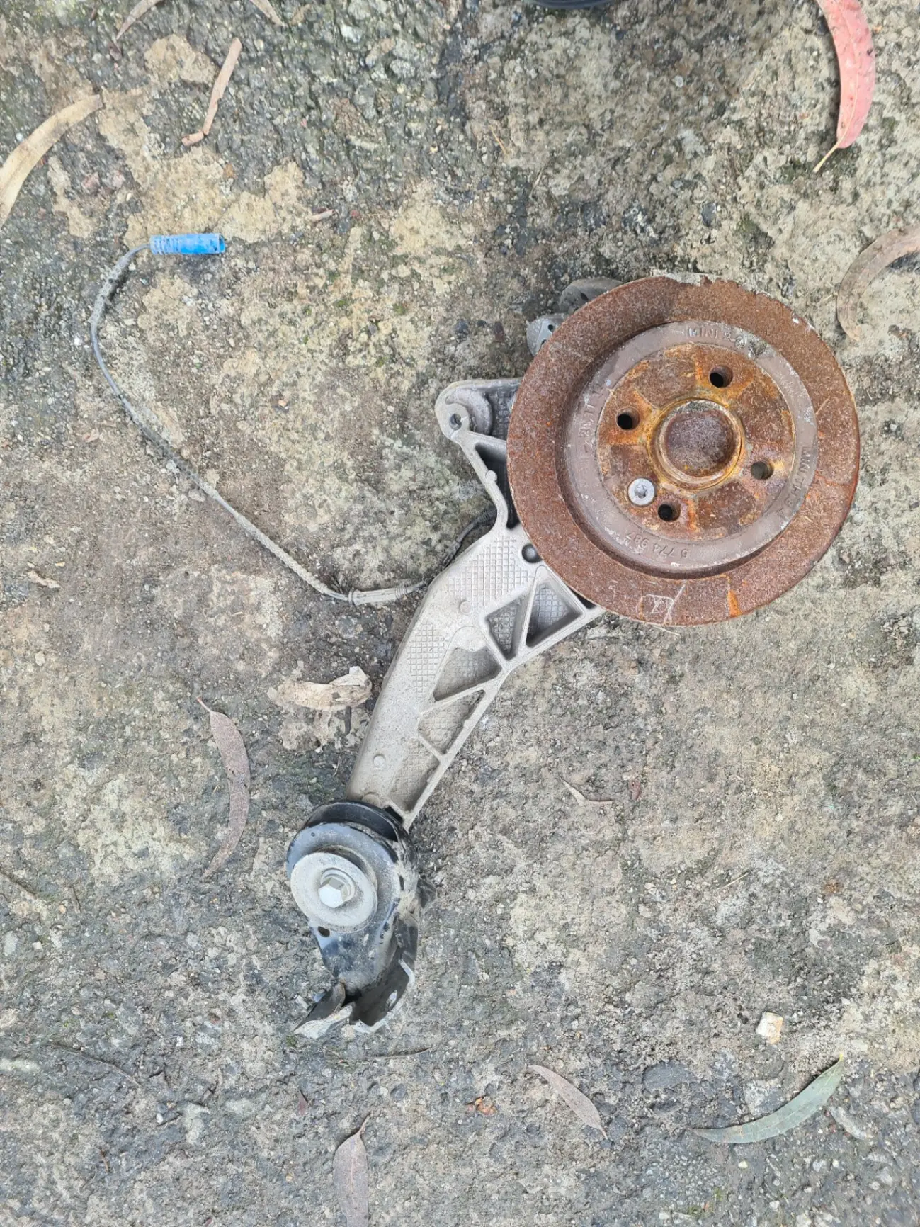 Fusée arrière Droite MINI Mini Clubman (R55) Imagem-3