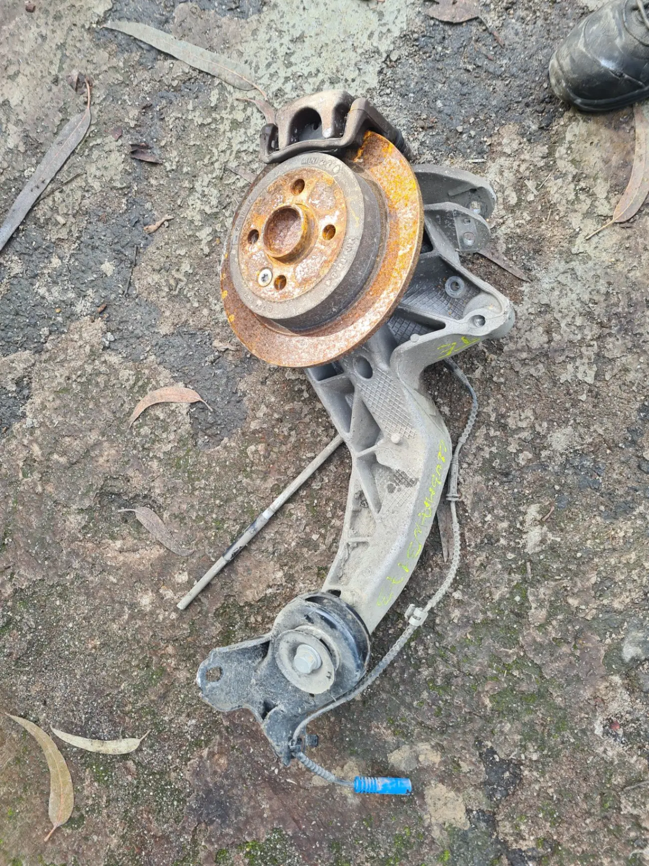 Fusée arrière gauche MINI Mini Clubman (R55)