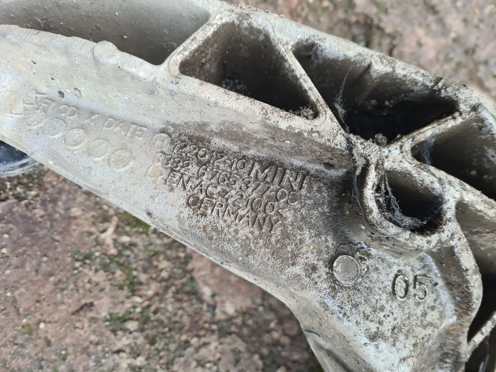 Fusée arrière gauche MINI Mini Clubman (R55) Imagem-2