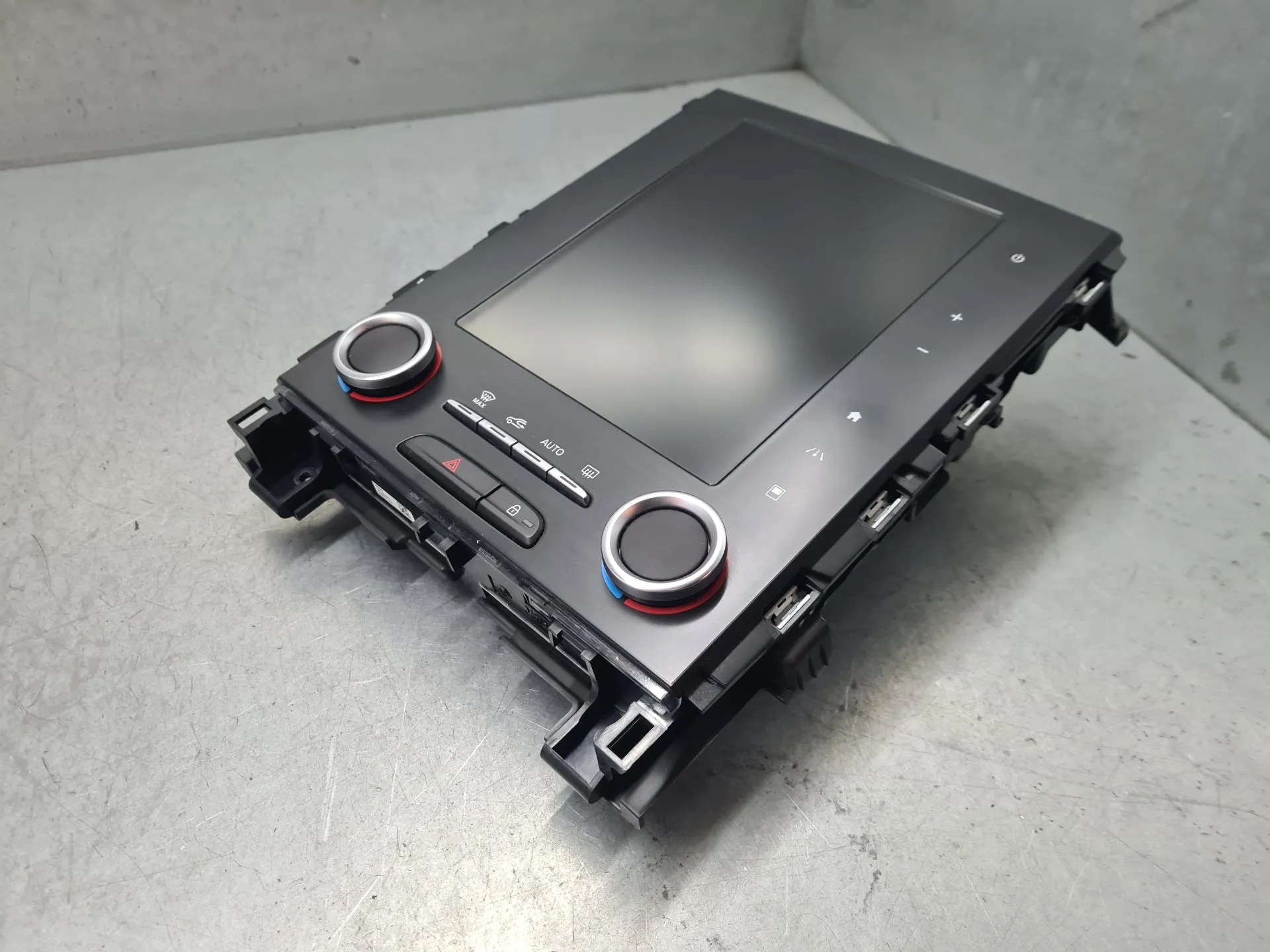 Pantalla / pantalla de información RENAULT Megane IV Grandtour (K9A/M_) Imagem-2