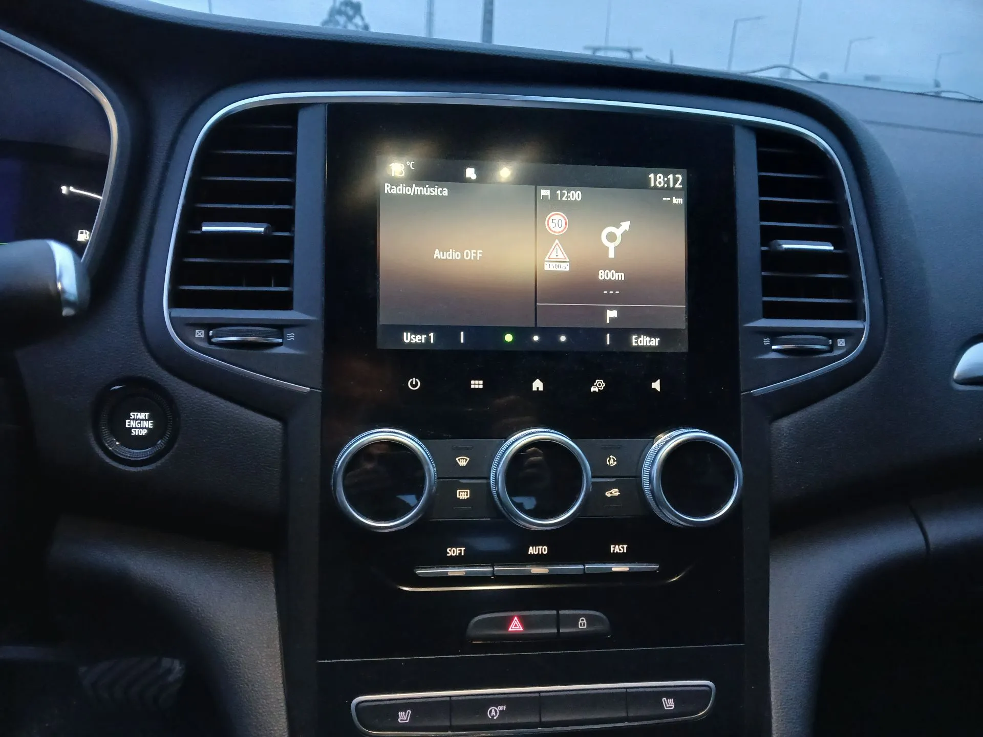 Rádio / auto-rádio RENAULT Megane IV (B9A/M_)