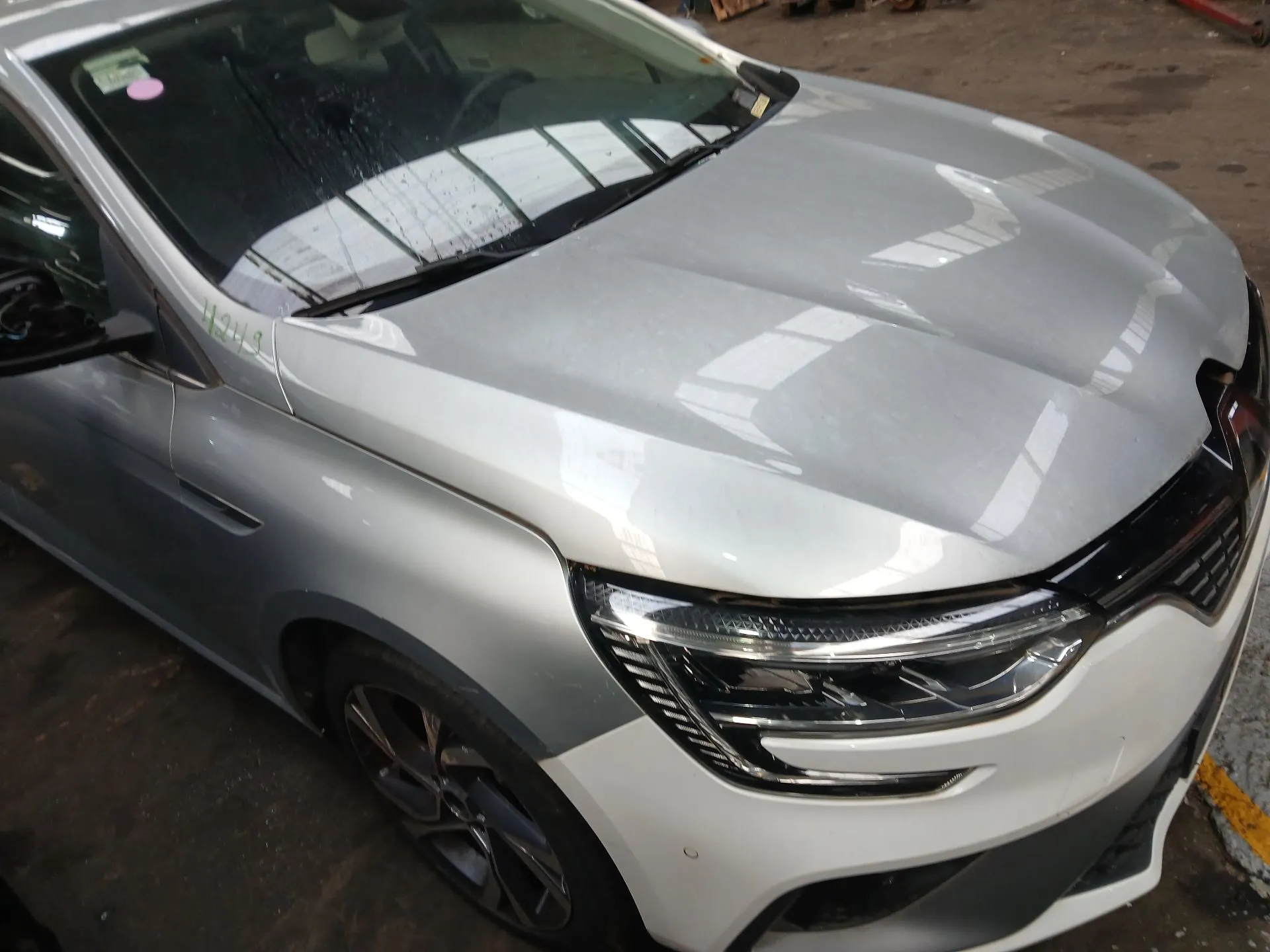 Frente Completa RENAULT Megane IV (B9A/M_) Imagem-6