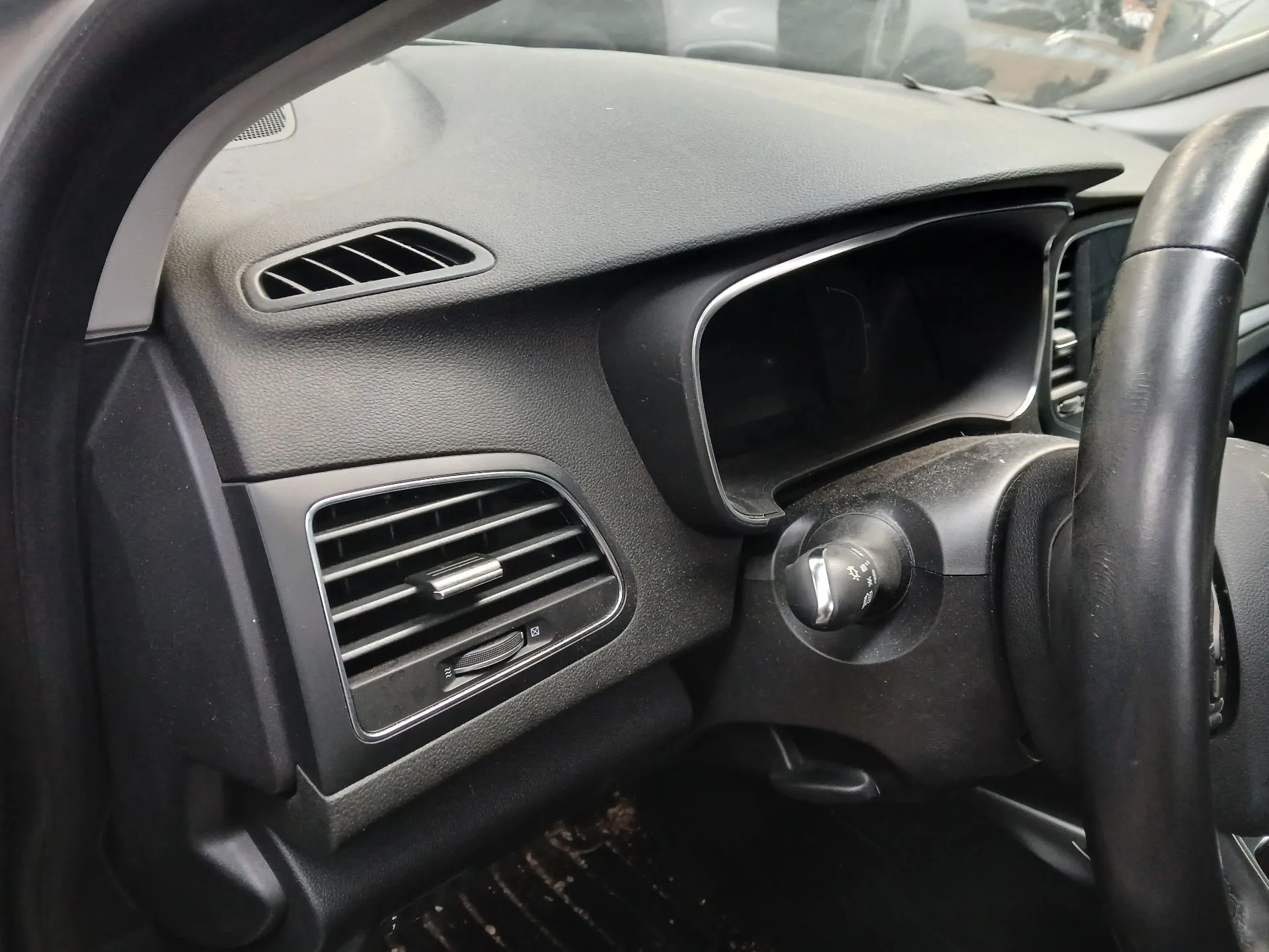 Frente Completa RENAULT Megane IV (B9A/M_) Imagem-11