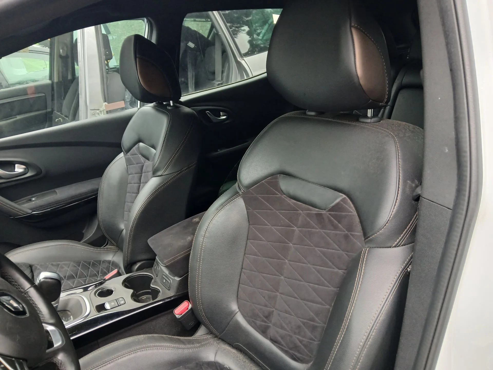 Conjunto de Bancos RENAULT Kadjar (HA_, HL_)