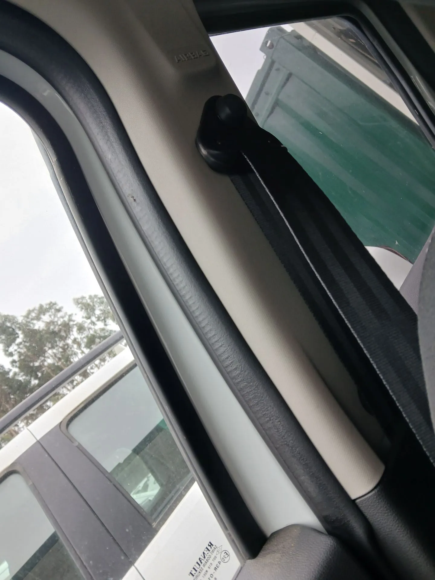 Frente Completa DACIA Duster (HM_) Imagem-12