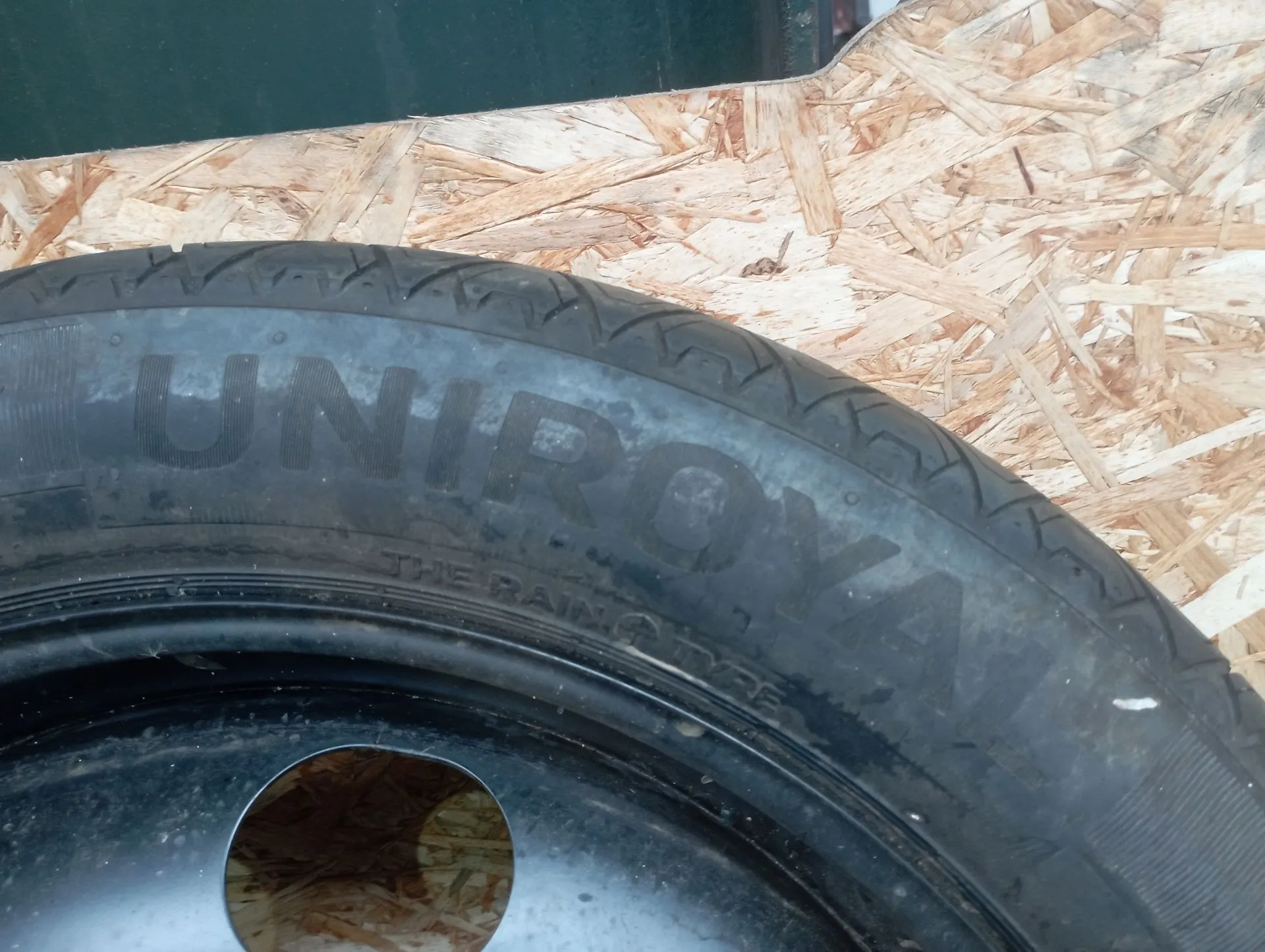 Neumático repuesto PEUGEOT 3008 II (M_) Imagem-1