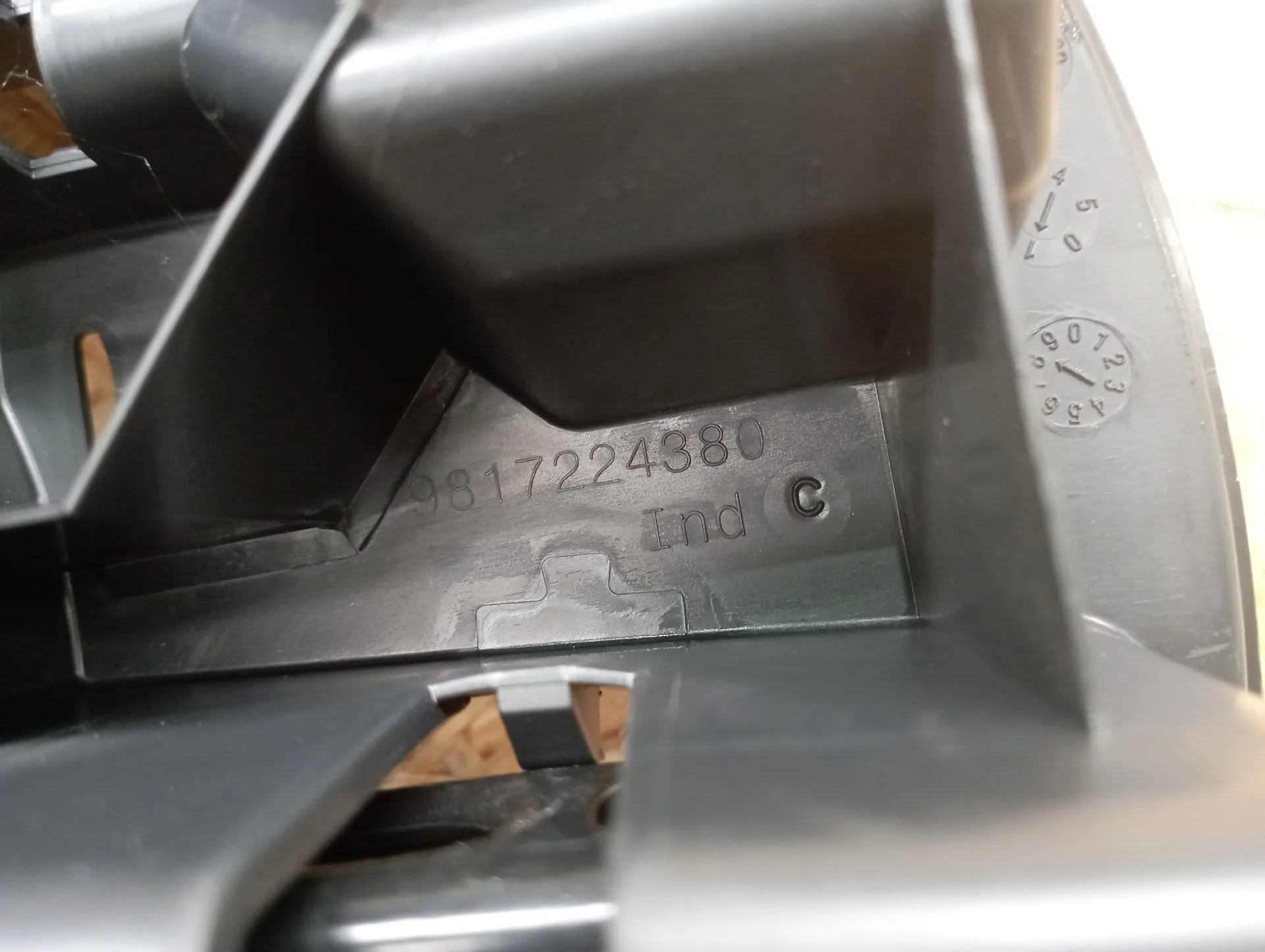 Cric PEUGEOT 308 SW II Imagem-2