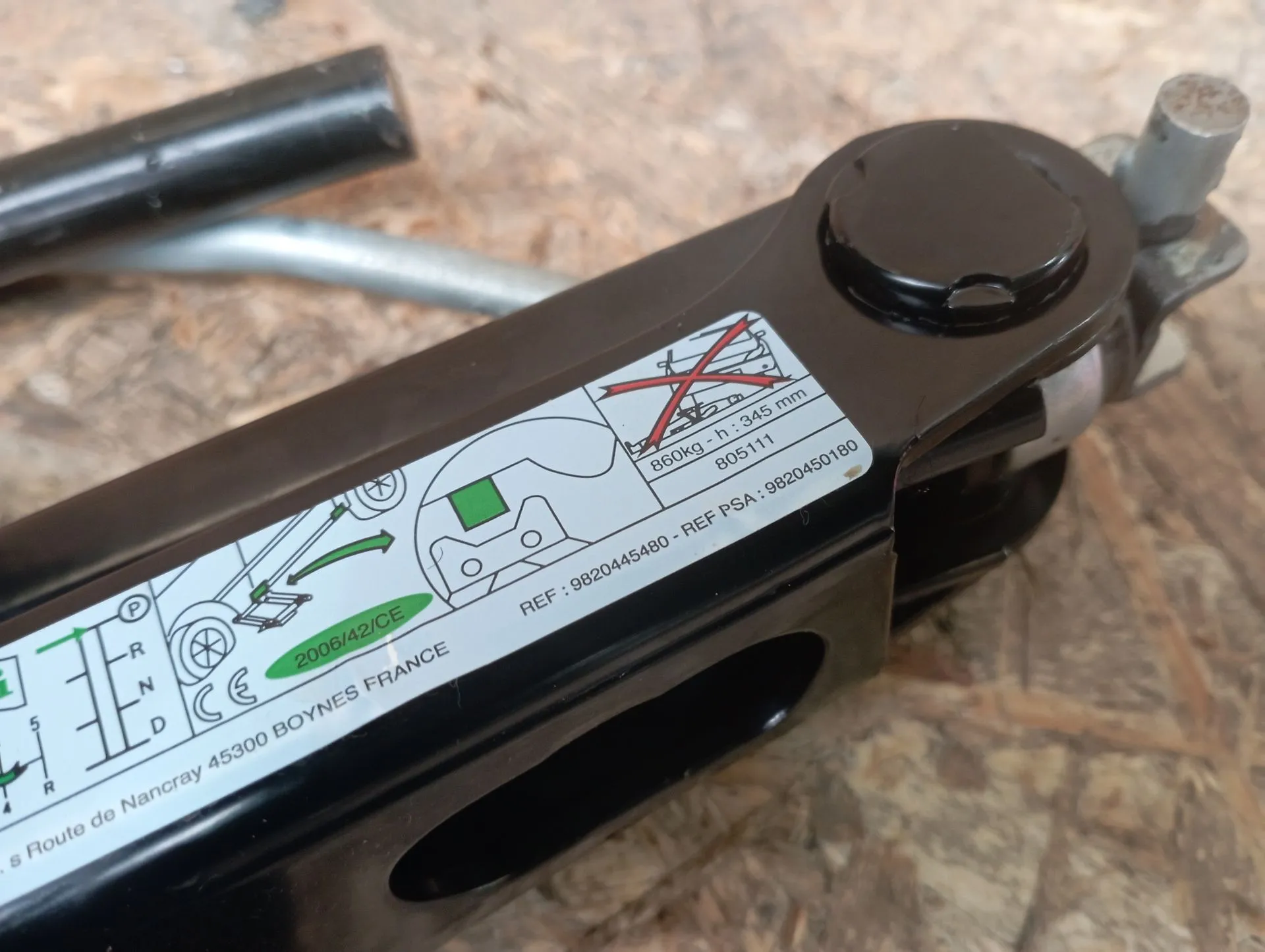 Gato PEUGEOT 3008 II (M_) Imagem-2