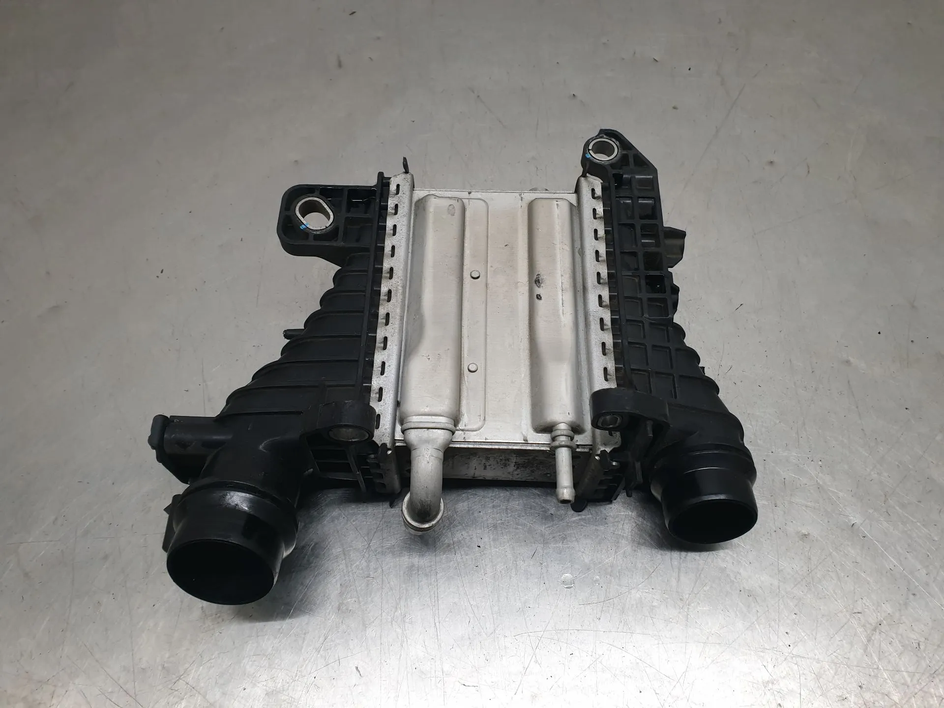 Radiador do intercooler RENAULT Clio V (BF_) Imagem-2